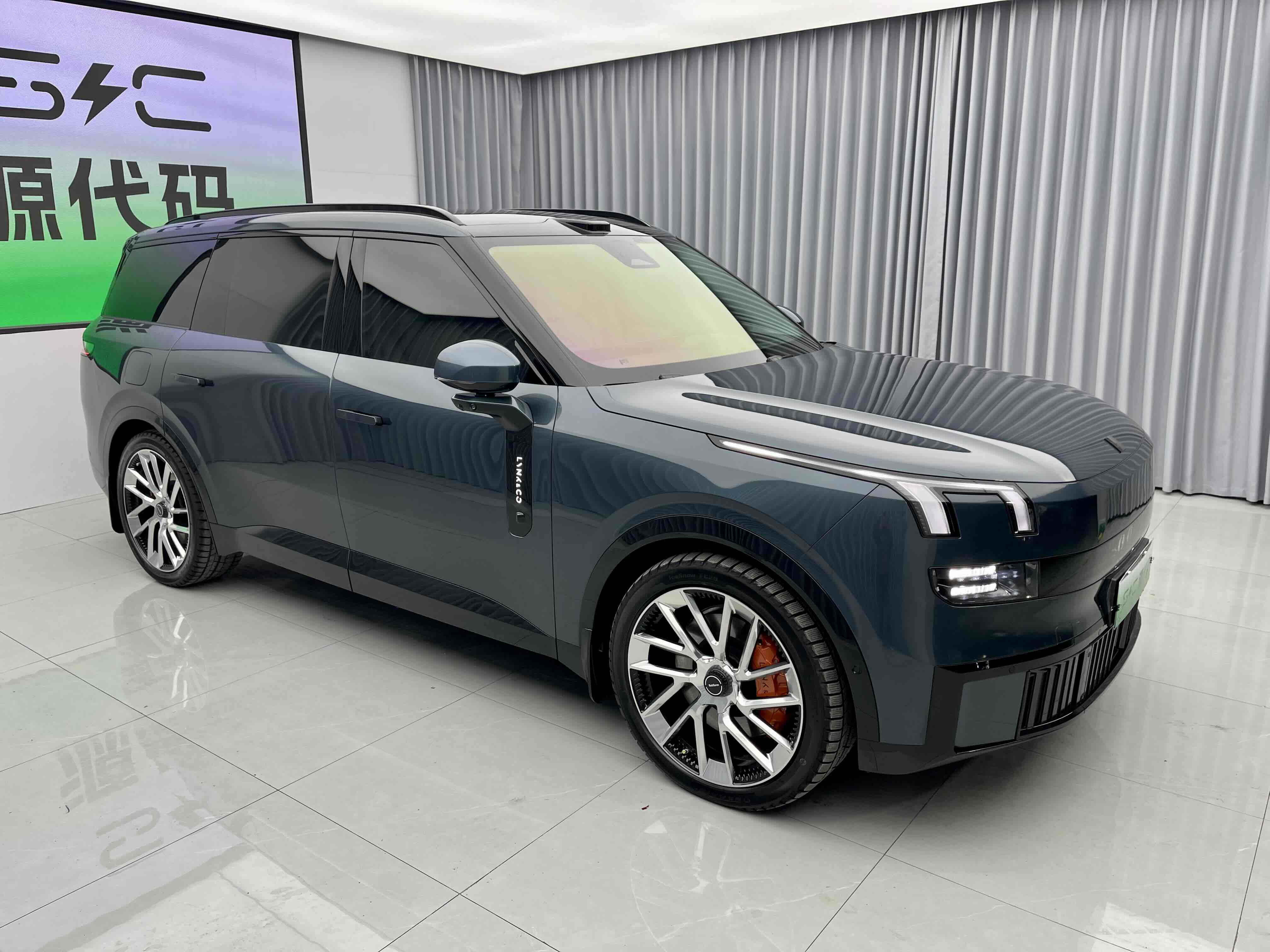 Lynk & Co 900 2025 #3 Lynk & Co 900 2025 car image #3
