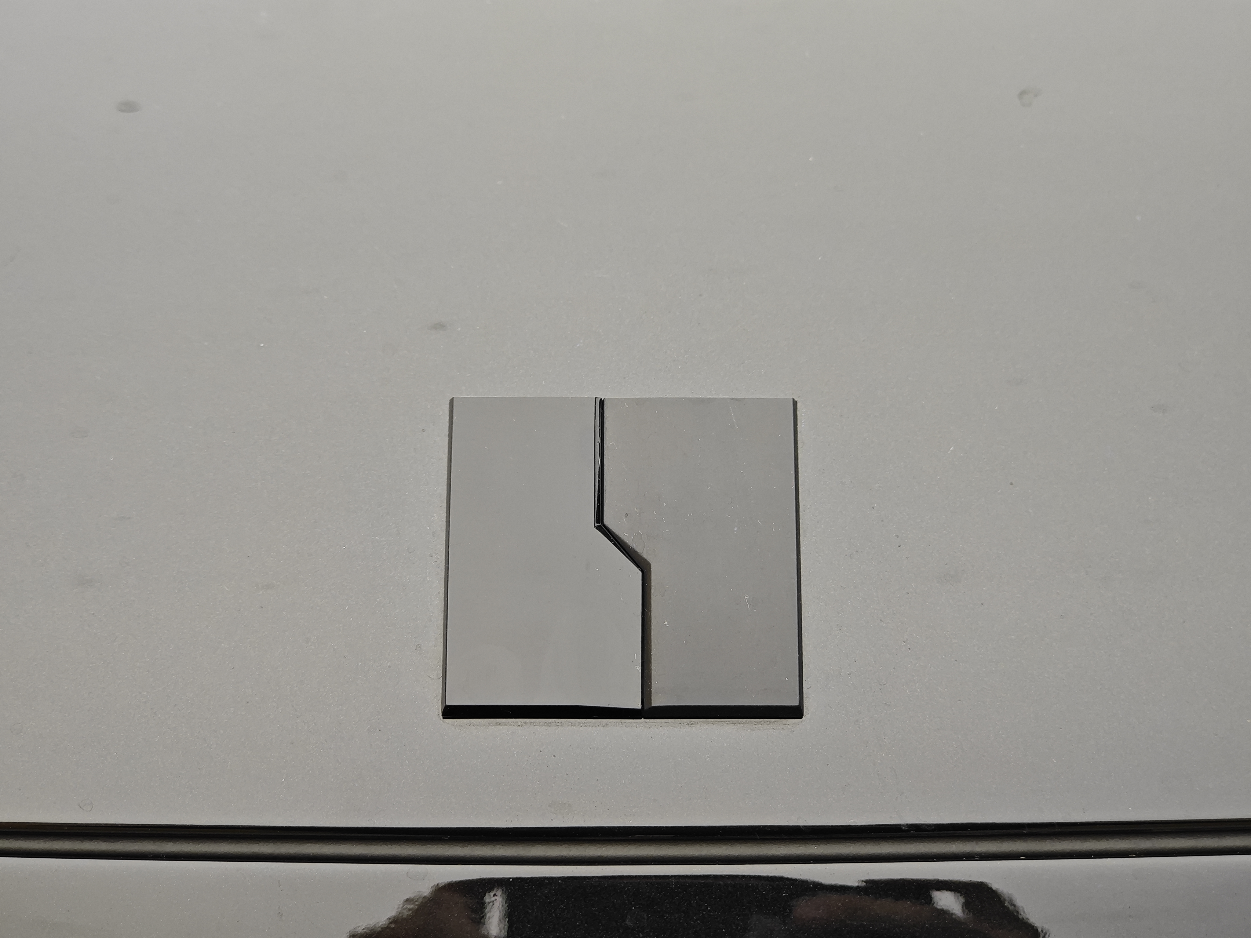 Lynk & Co 900 2025 car image #3