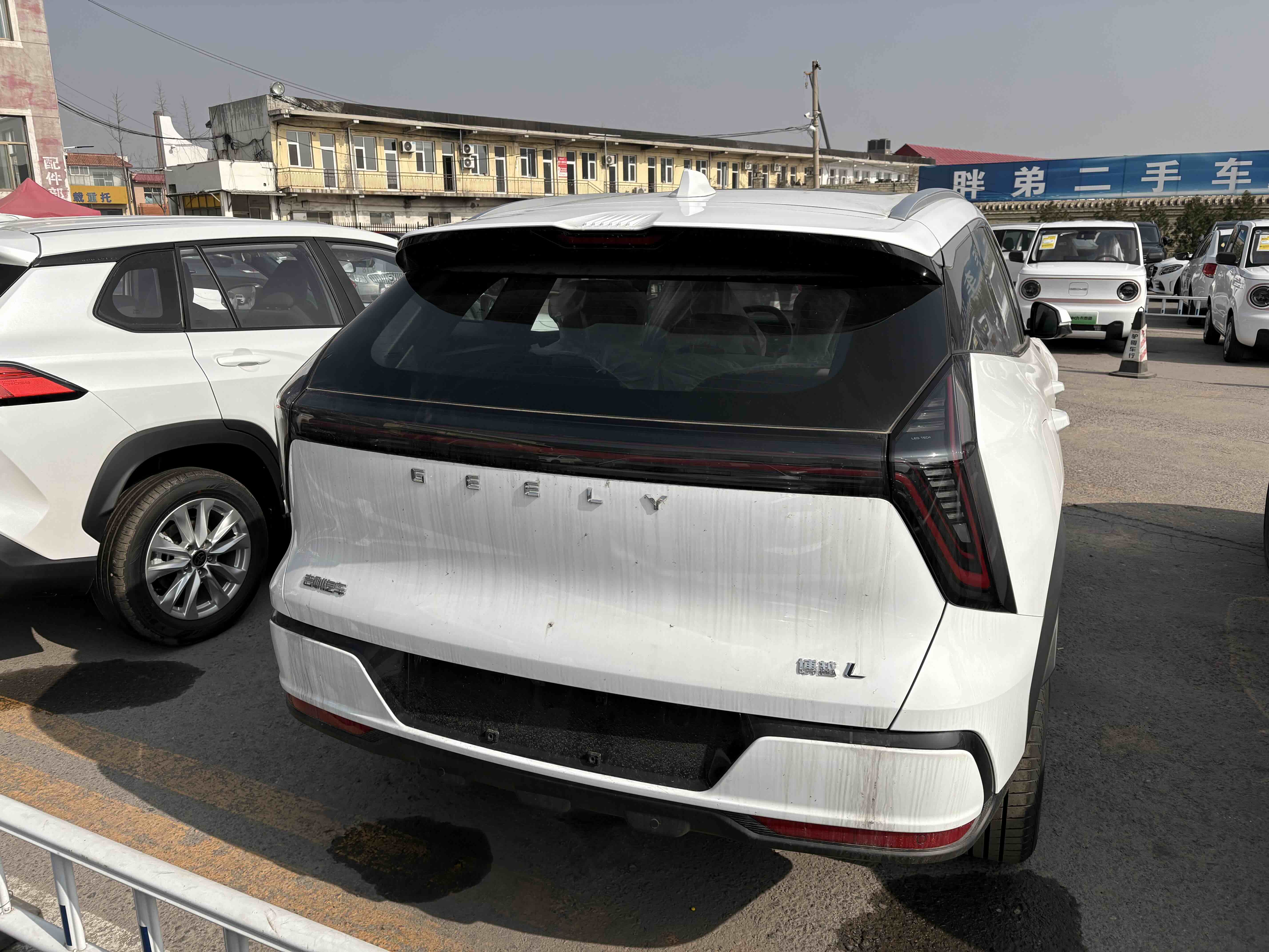 GEELY Boyue L 2026 car image #3