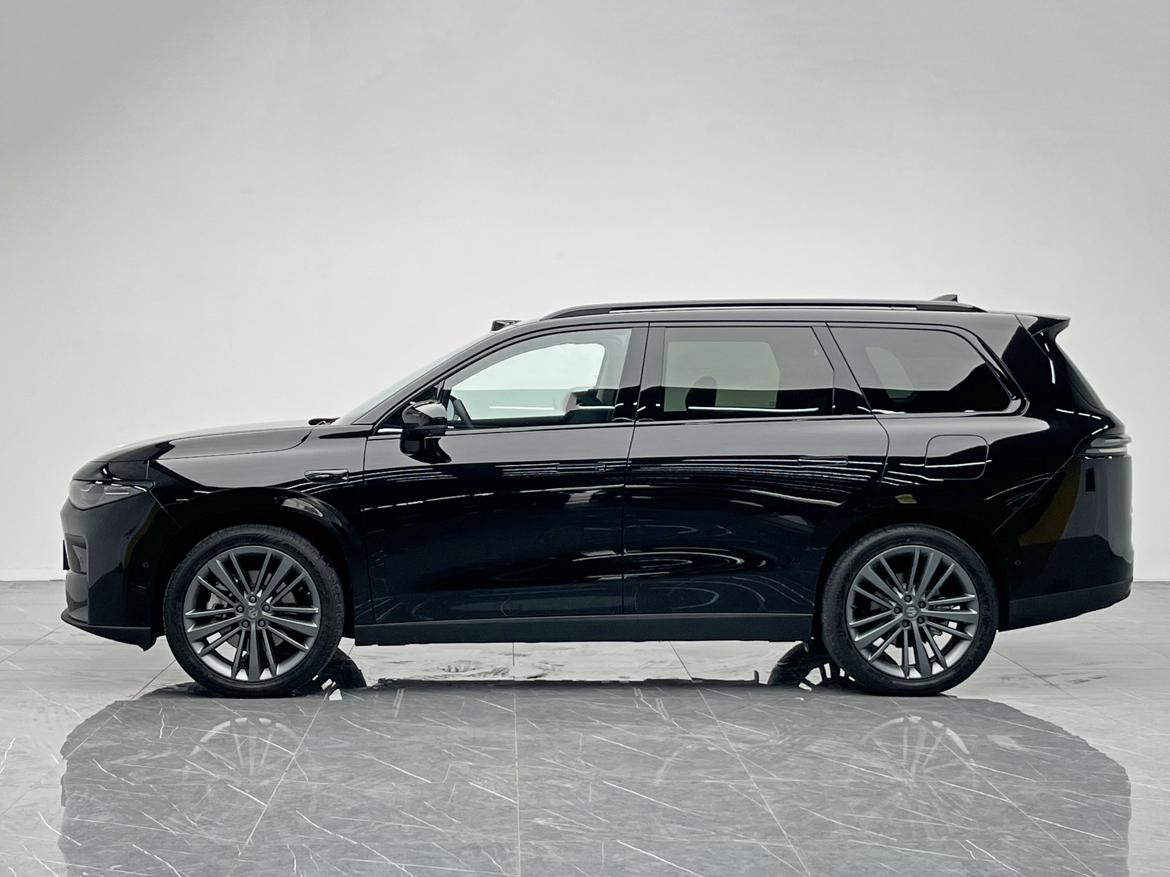 零跑汽车 零跑C16 2025 汽车图片 #3