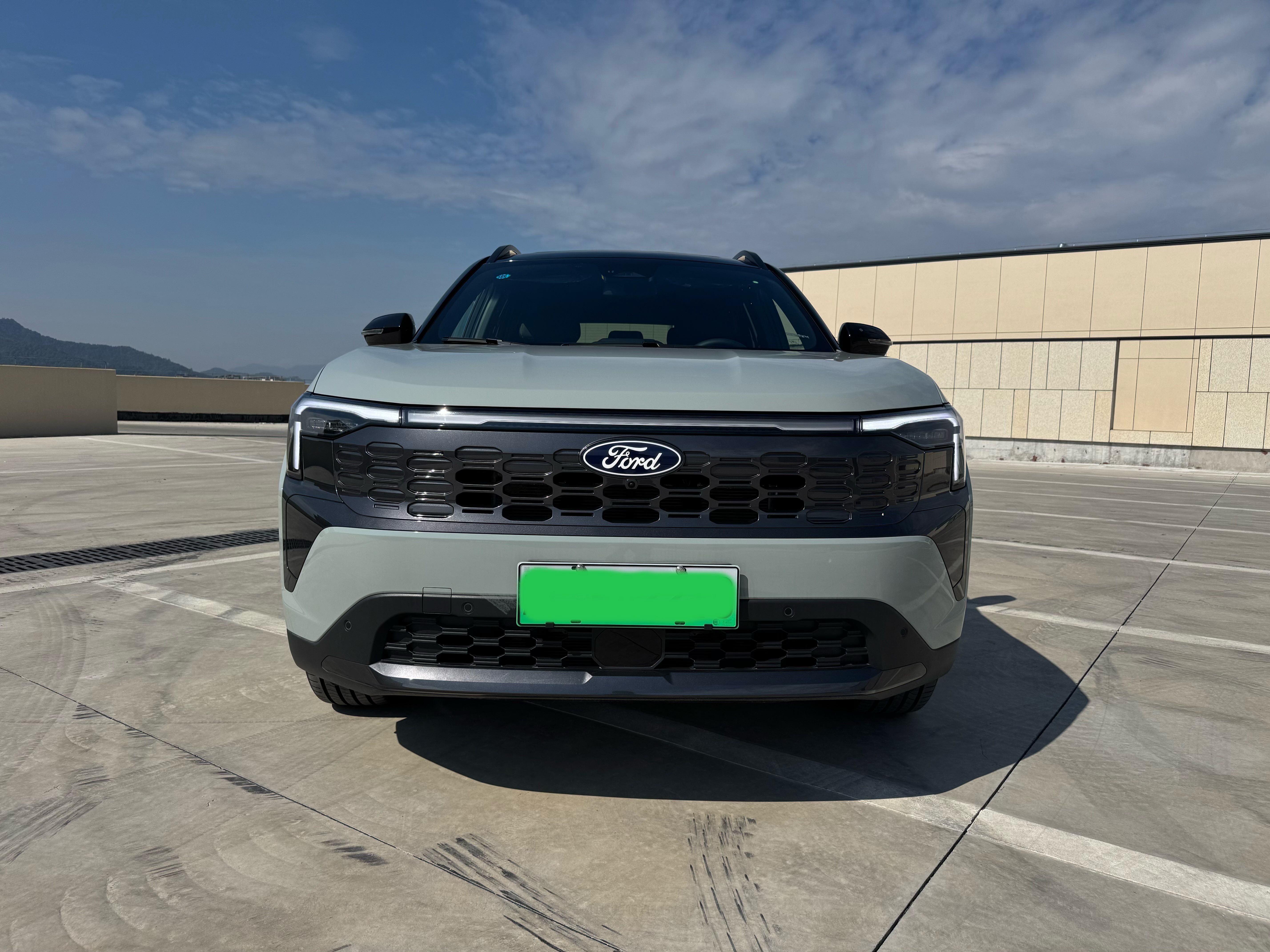 Ford Equator Sport 2025 car image #3