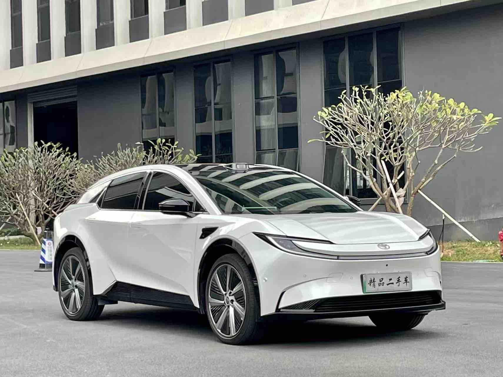 Toyota bZ5 2025 car image #3