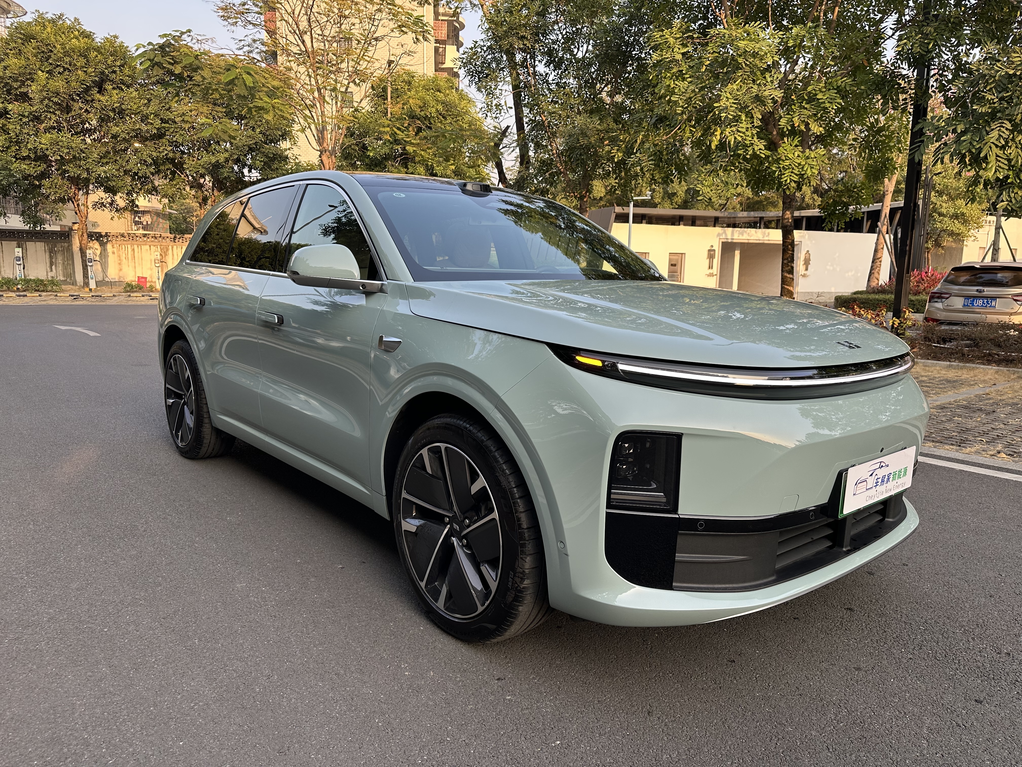 Li L6 2025 imagen de coche #3