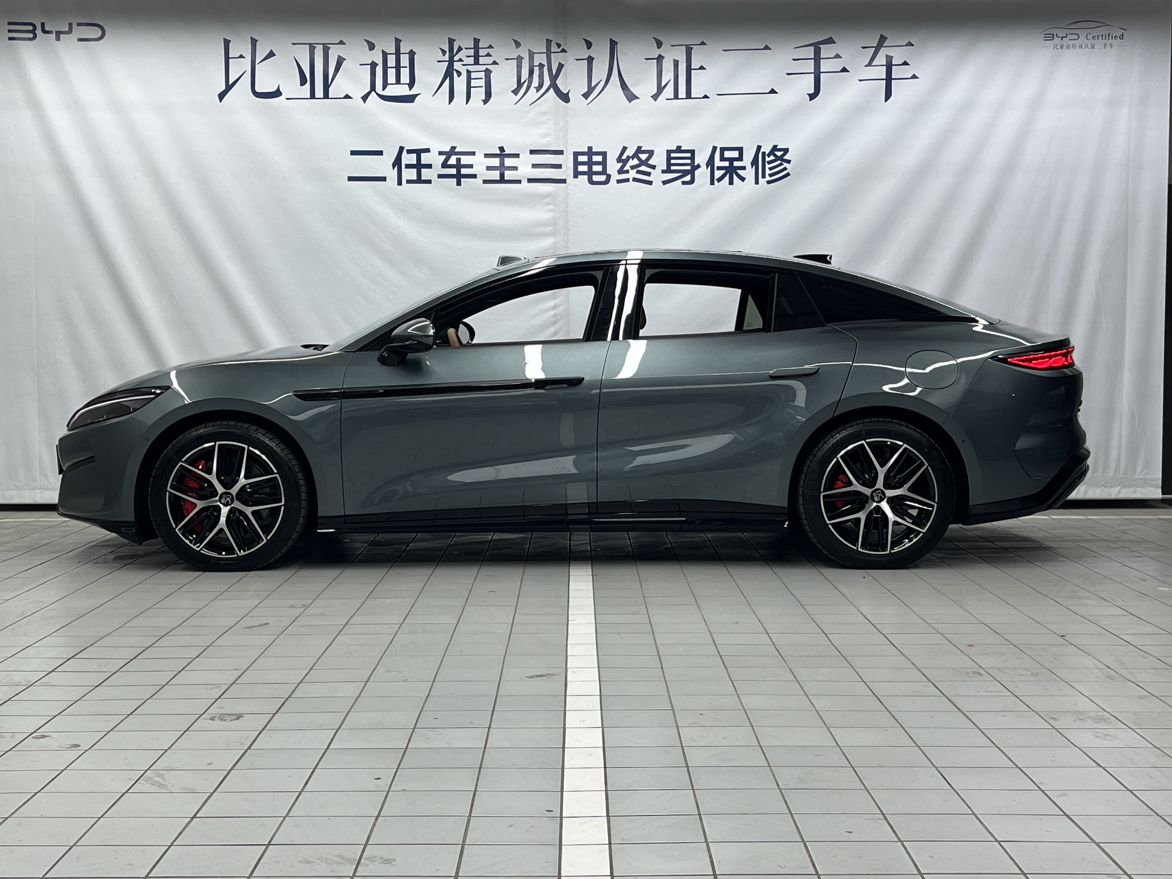 BYD HanL 2025 car image #3