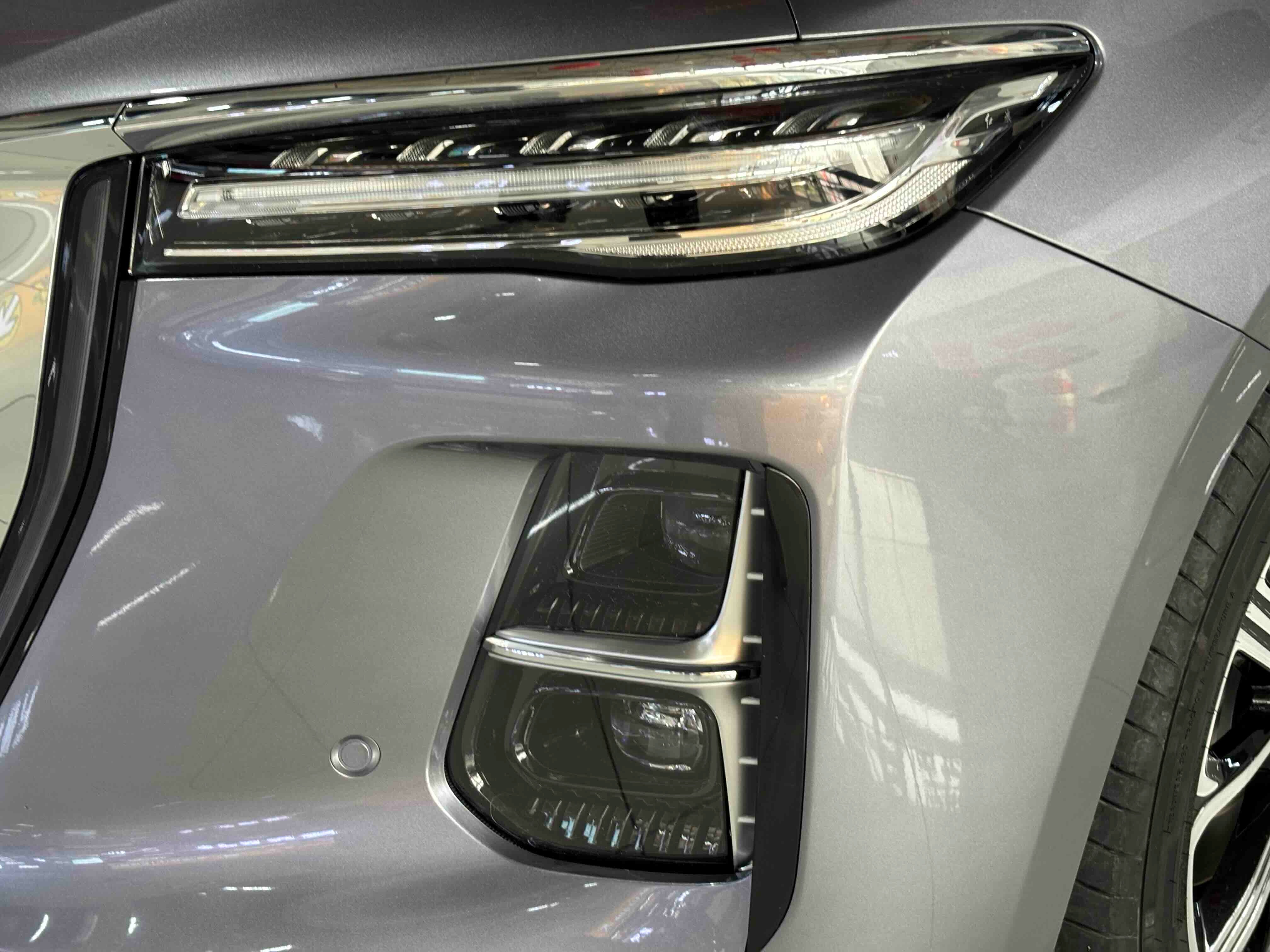 HongQi H5 PHEV 2025 car image #3