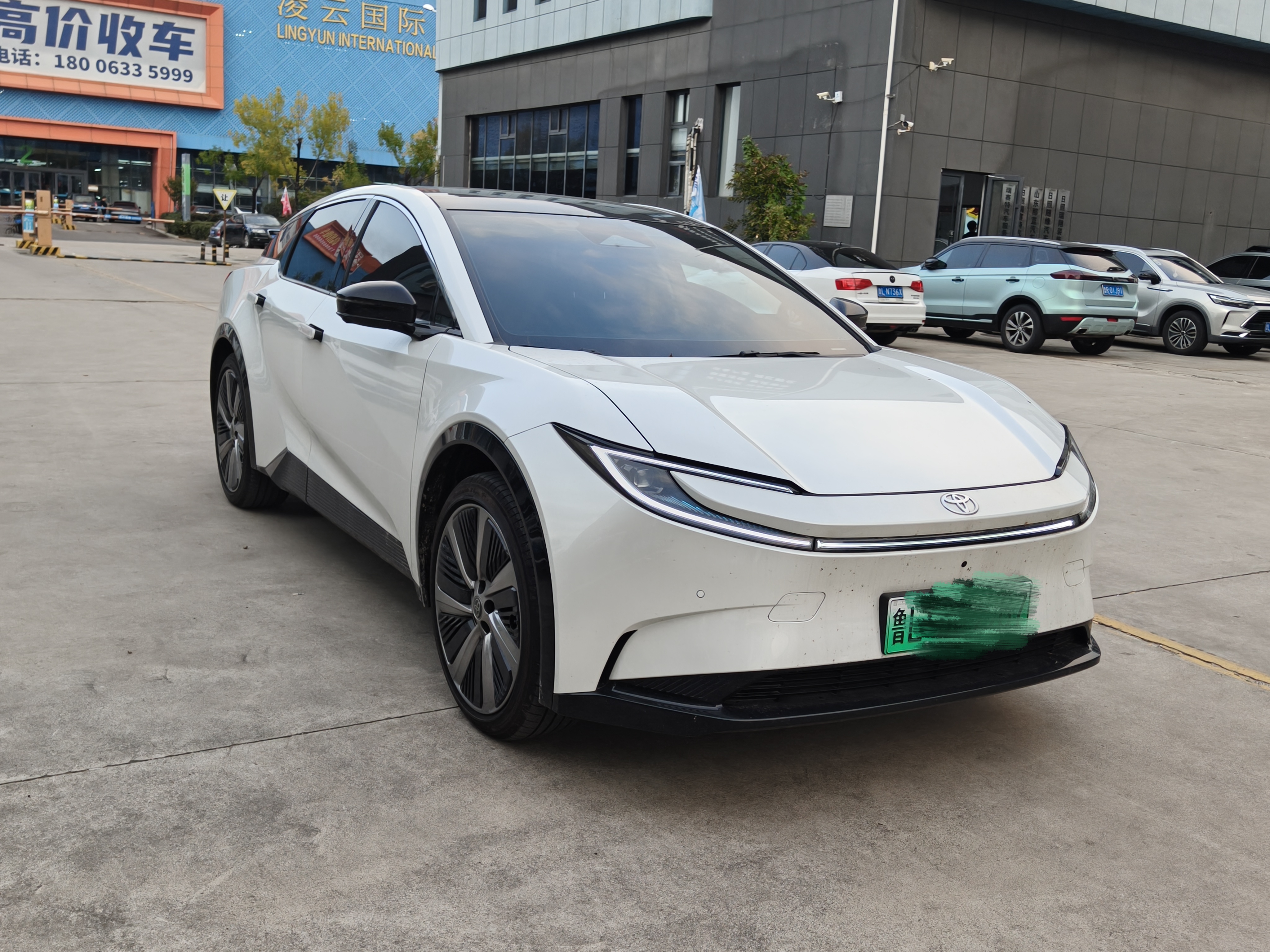 Toyota bZ5 2025 #3 Toyota bZ5 2025 car image #3