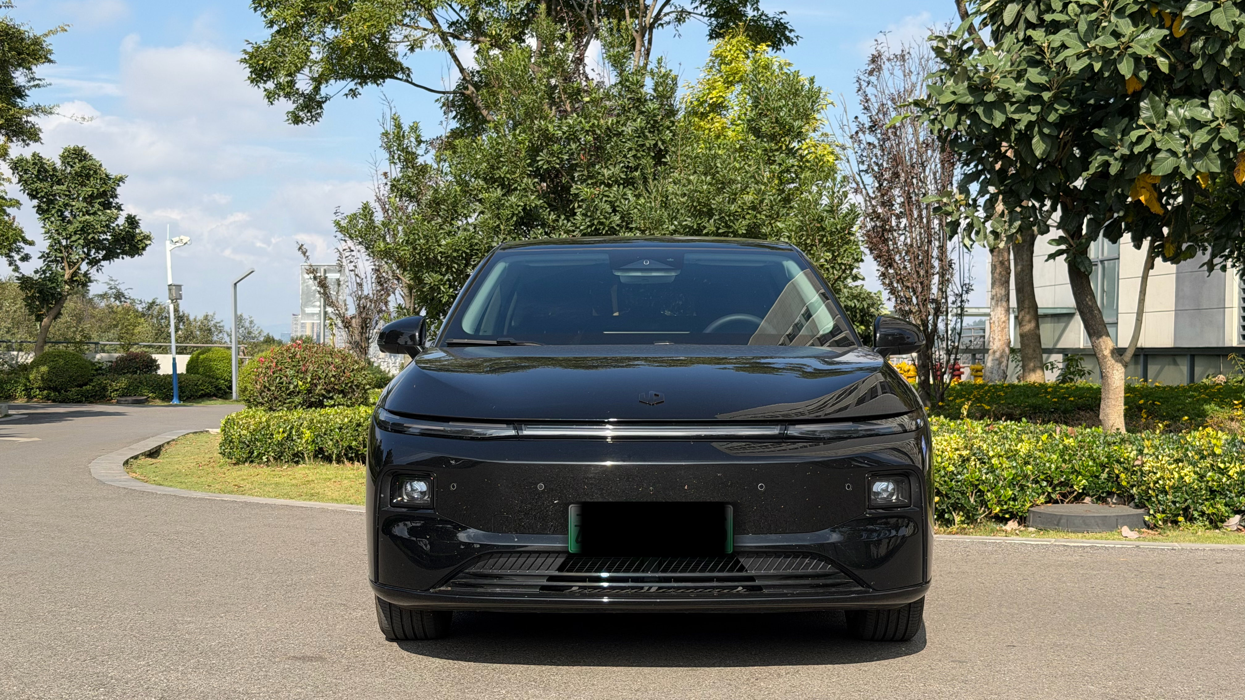 零跑汽车 零跑B01 2025 汽车图片 #3