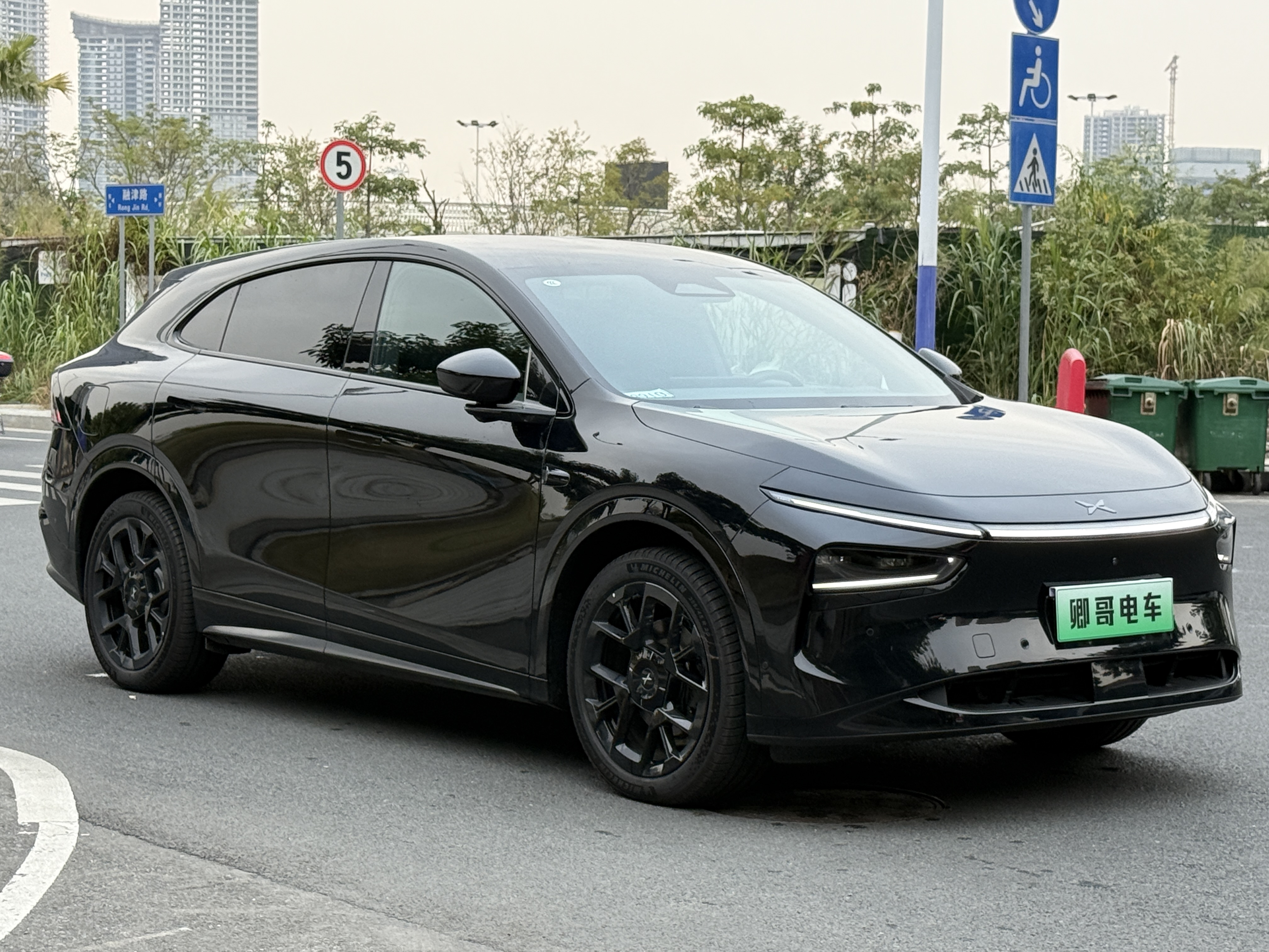 Xpeng 2025 car image #3