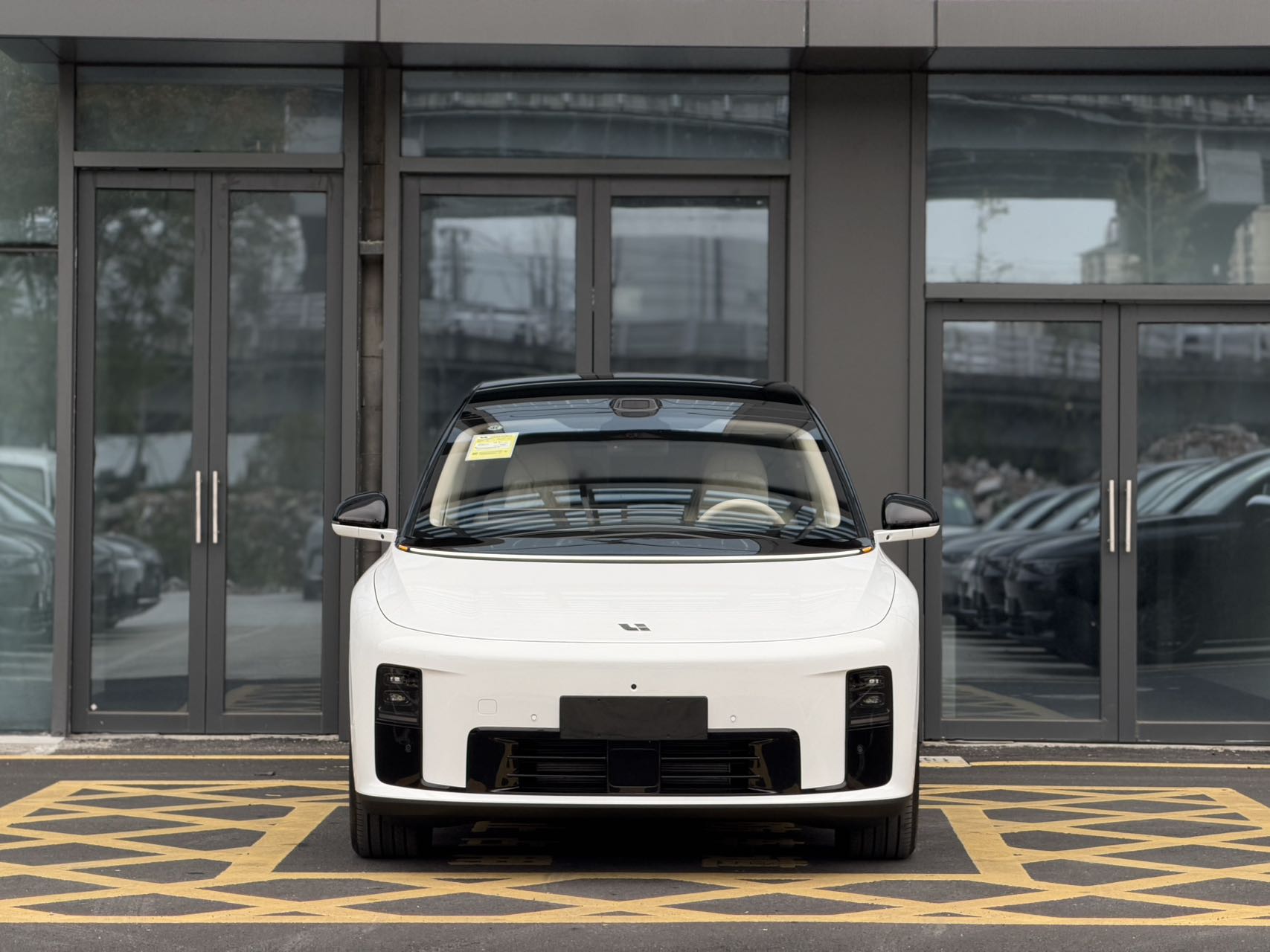 理想汽车 理想i6 2025 汽车图片 #3