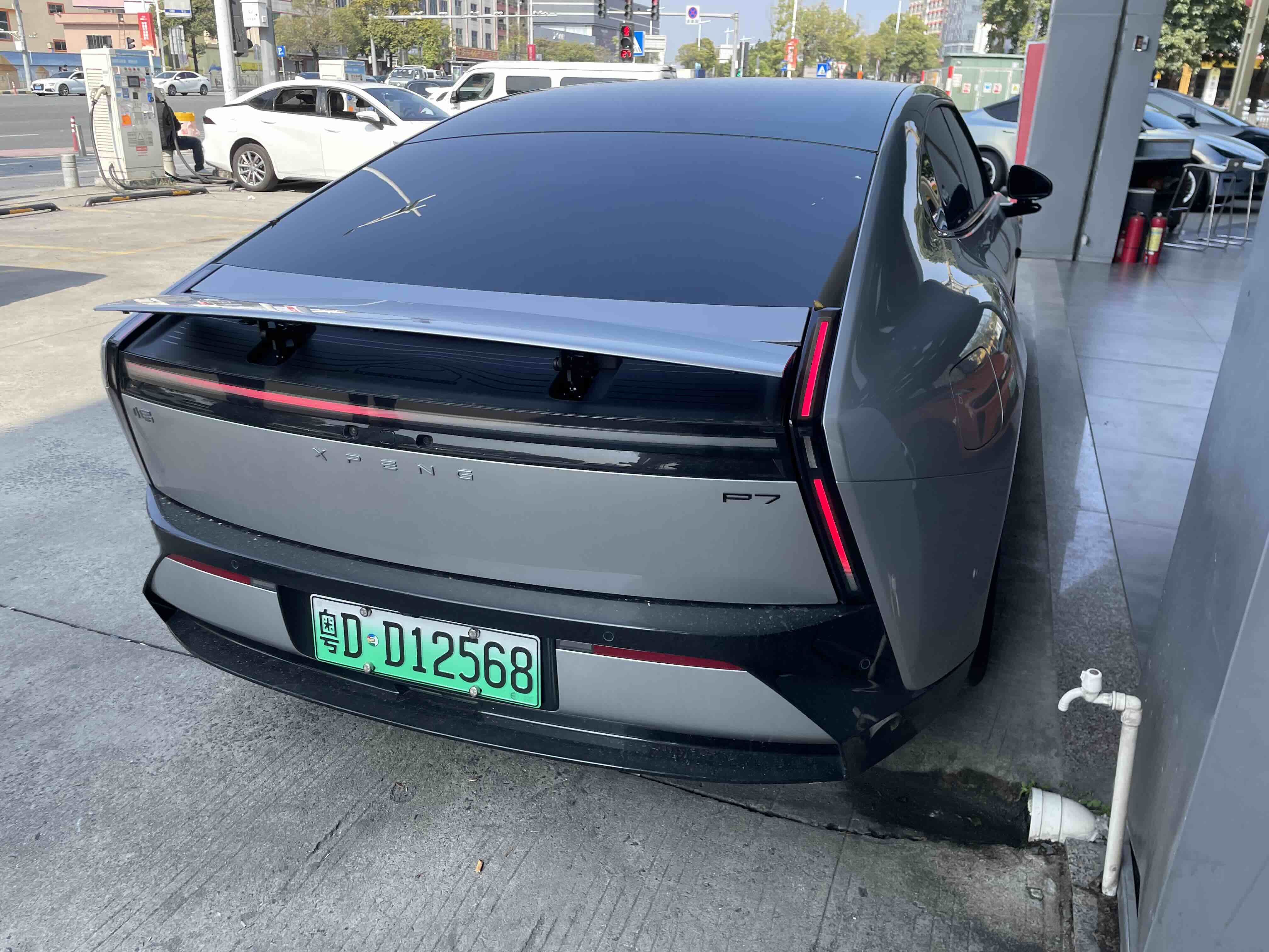 小鹏 小鹏P7 2025 汽车图片 #3