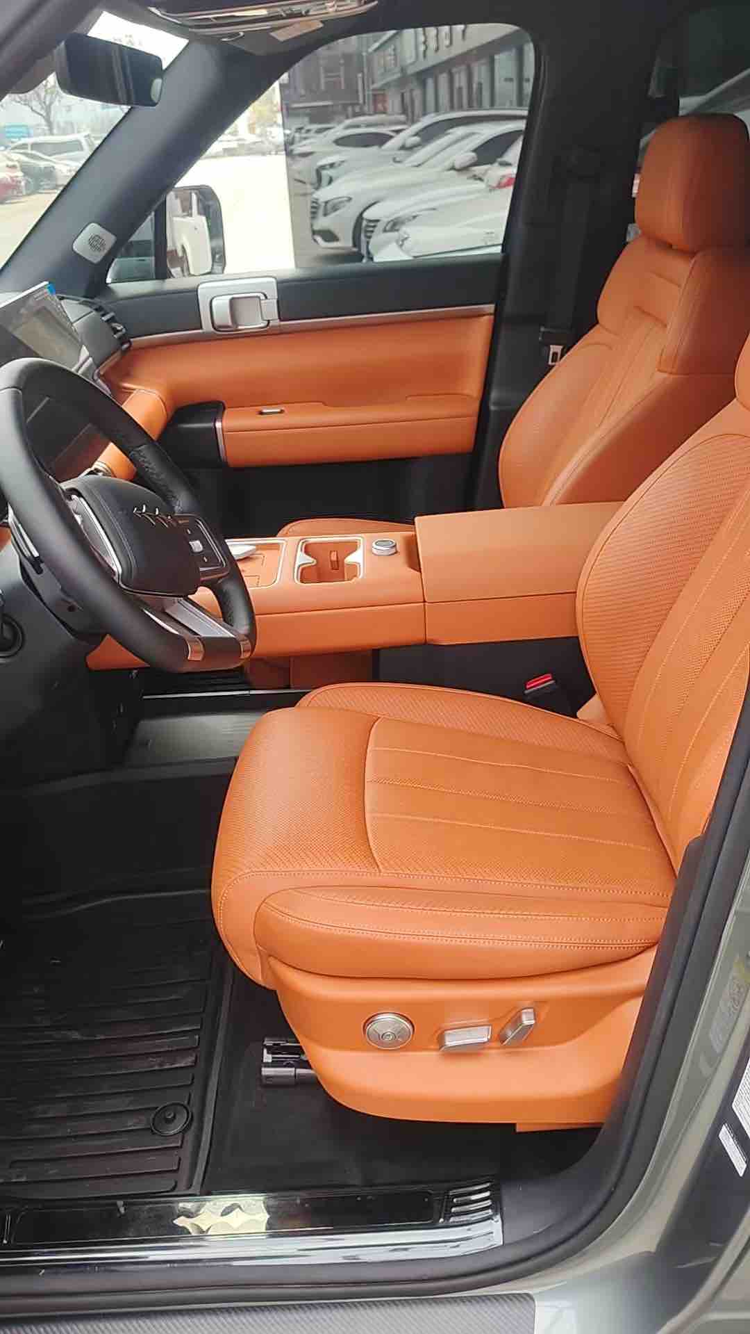 FangChengBao Tiger 7 2025 car image #3