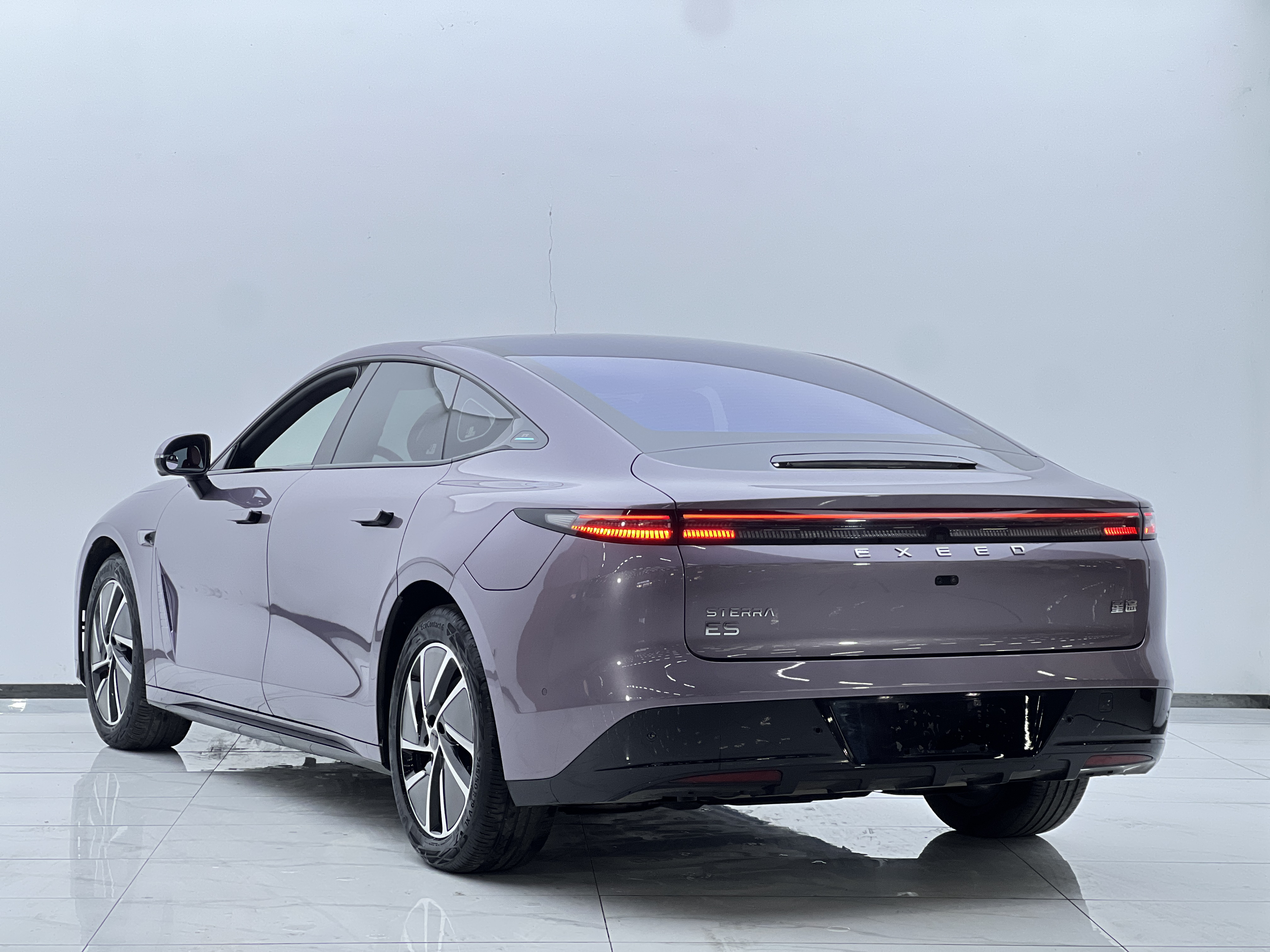 Exceed Stellar Era ES 2025 car image #3