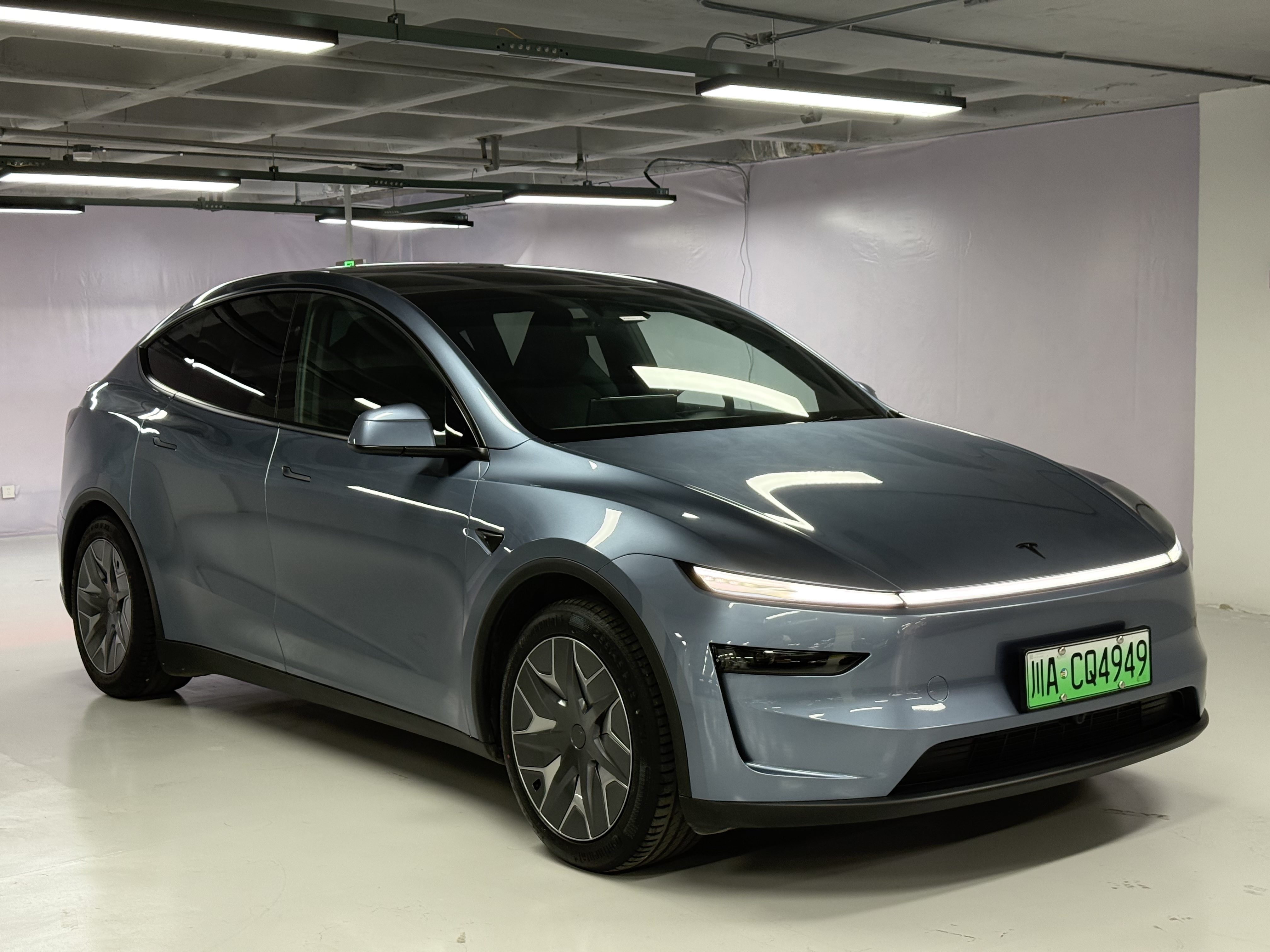 特斯拉 Model Y L 2025 汽车图片 #3