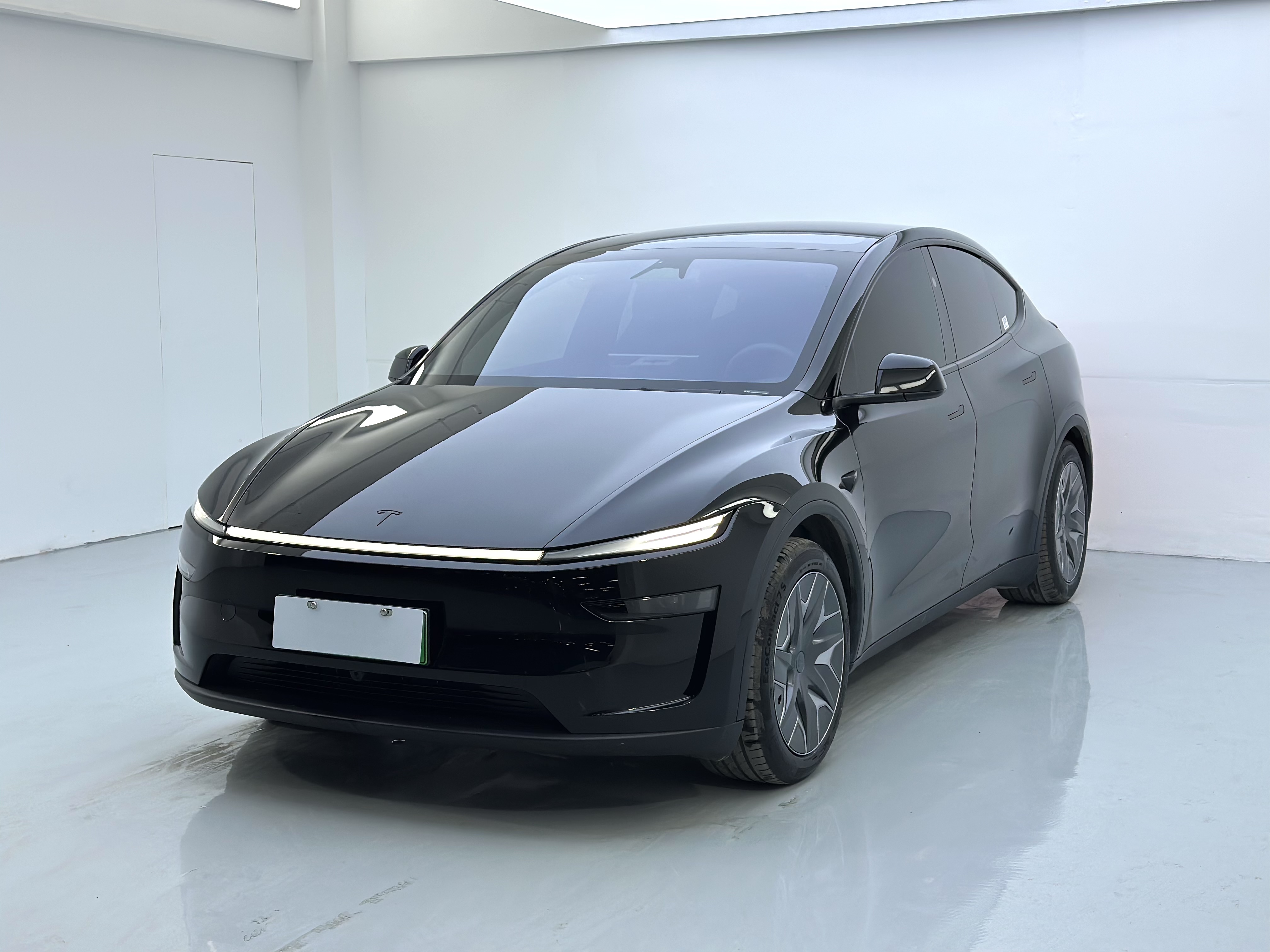特斯拉 Model Y L 2025 汽车图片 #3