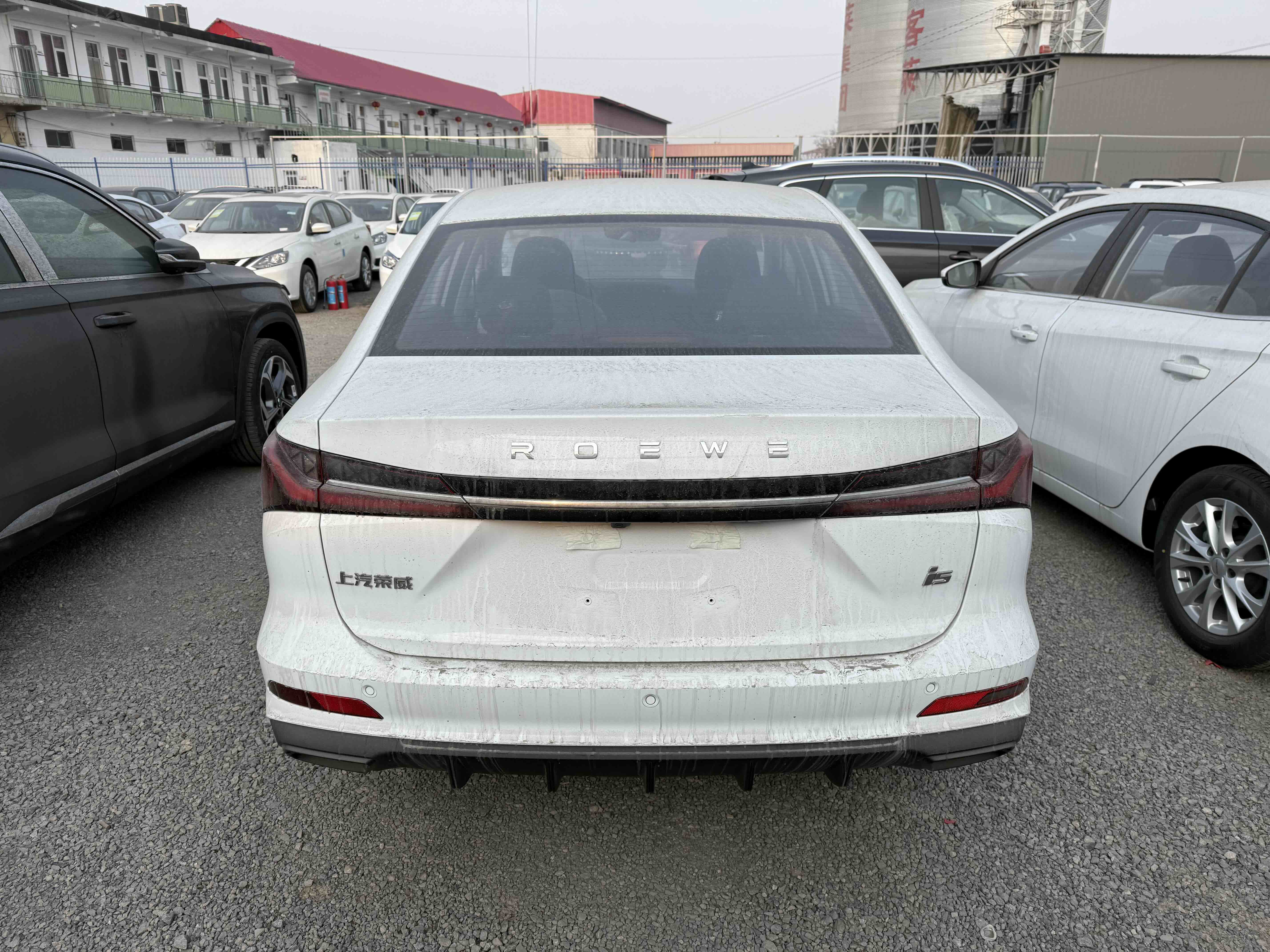 Roewe i5 2026 car image #3
