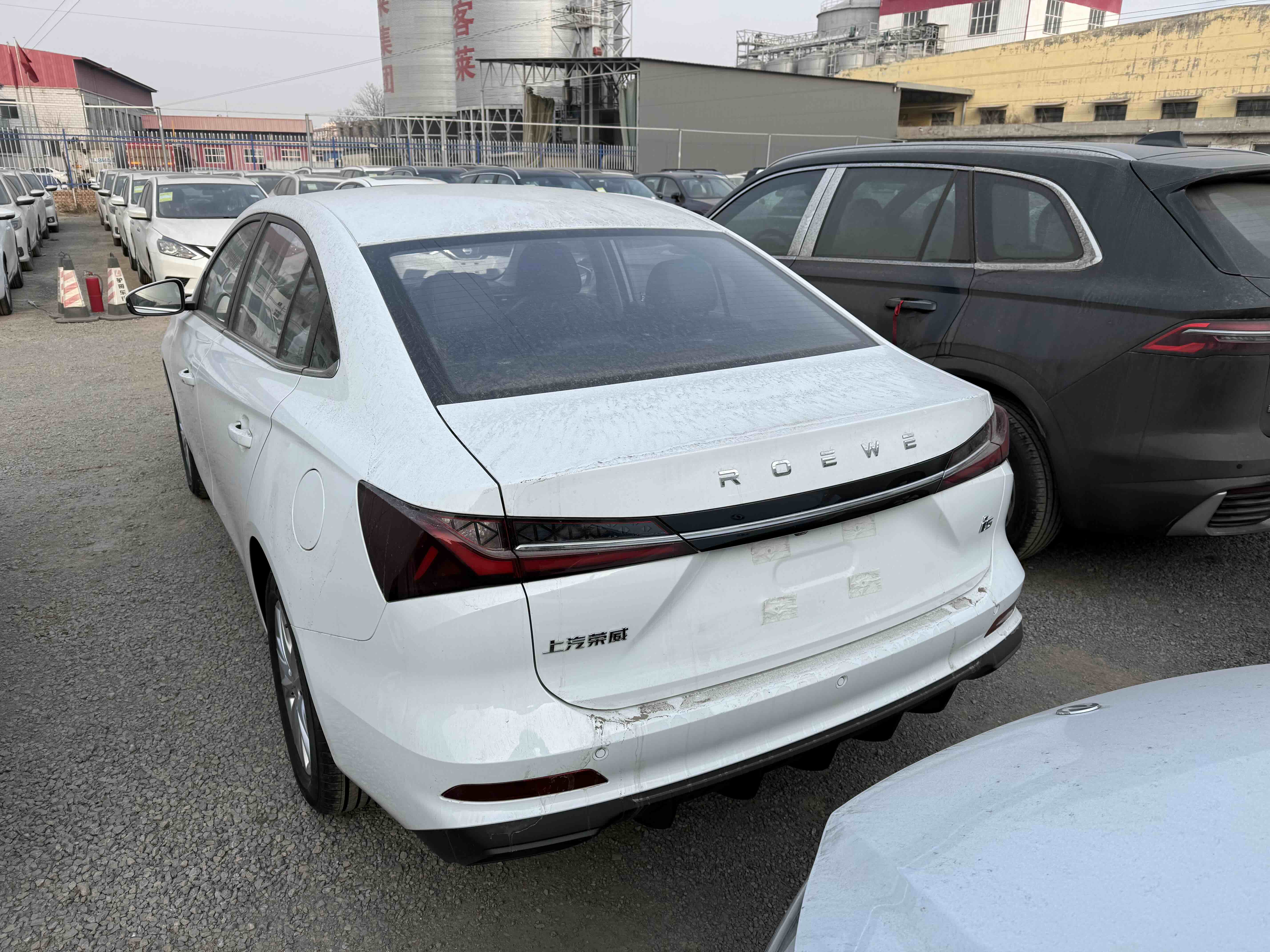 Roewe i5 2026 car image #3