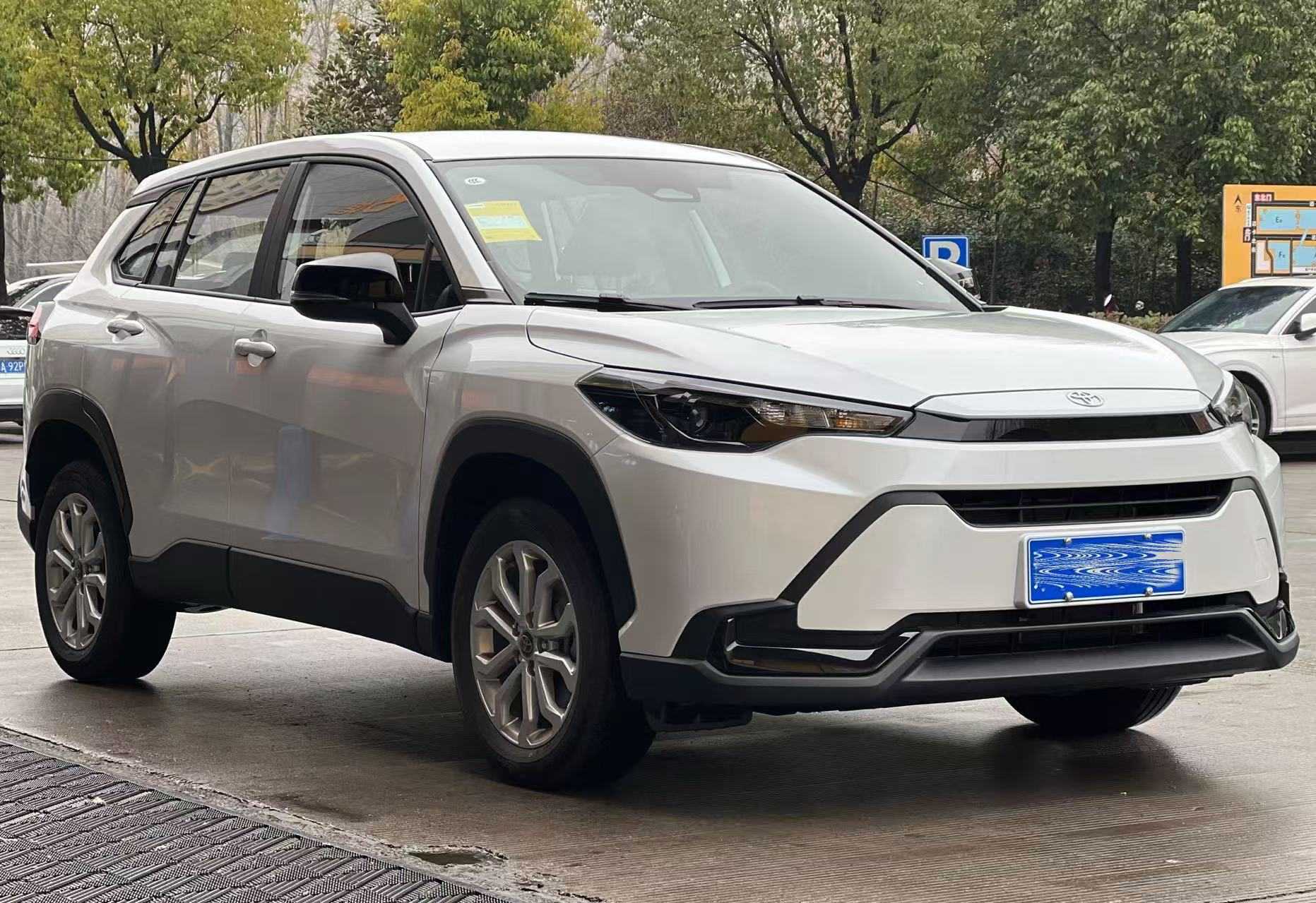 丰田 锋兰达 2025 汽车图片 #3