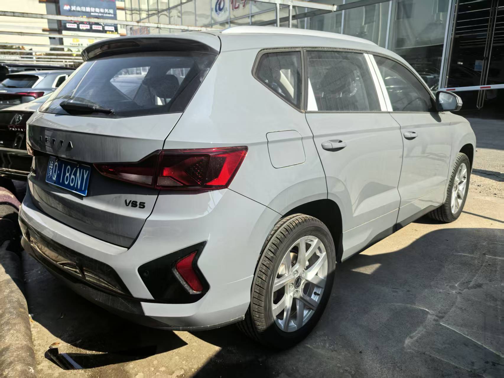 VS5 2026 car image #3