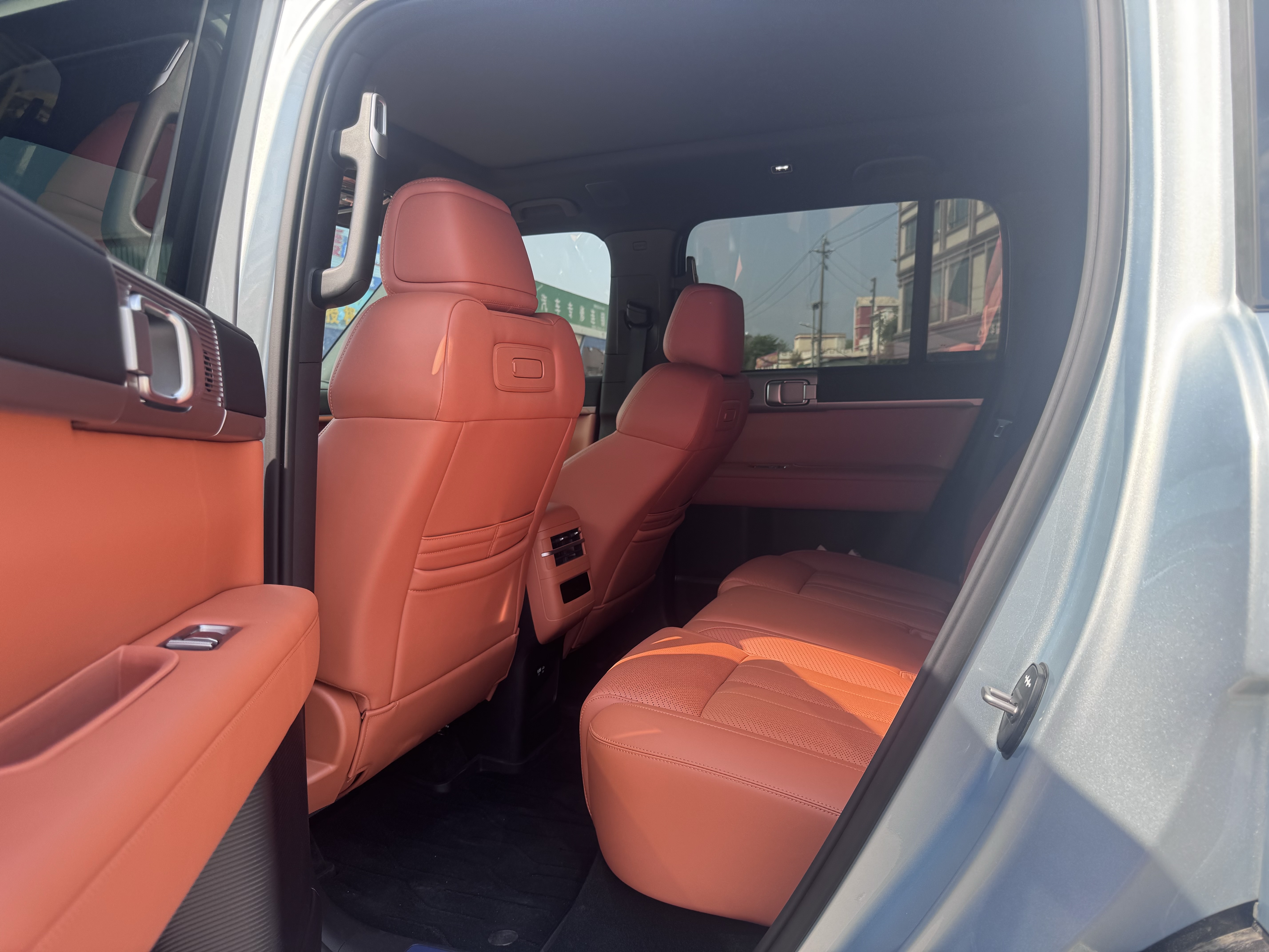 FangChengBao Tiger 7 2026 car image #3