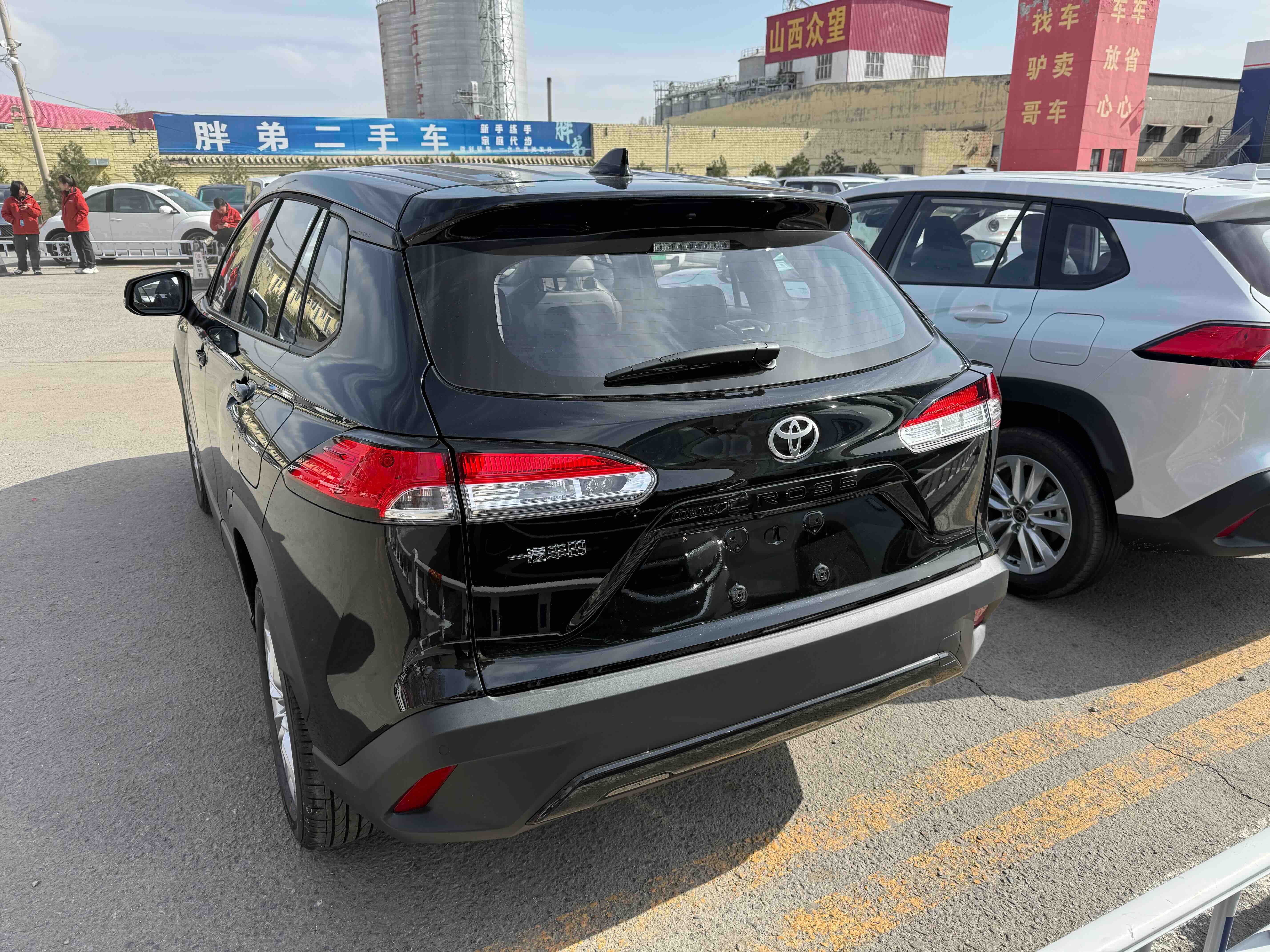 Toyota Corolla Cross 2026 #3 Toyota Corolla Cross 2026 car image #3