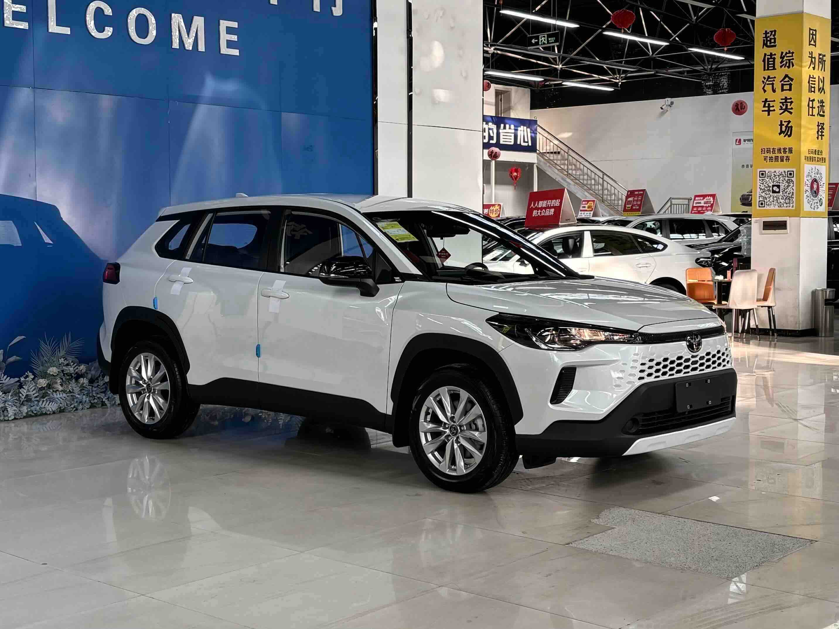 Corolla Cross 2026 car image #3