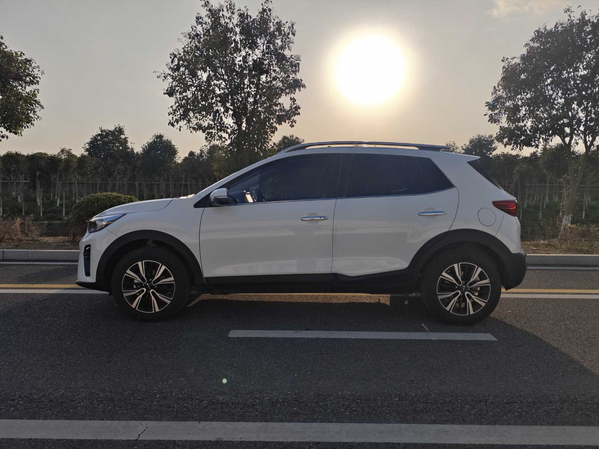 Kia KX1 2026 car image #3