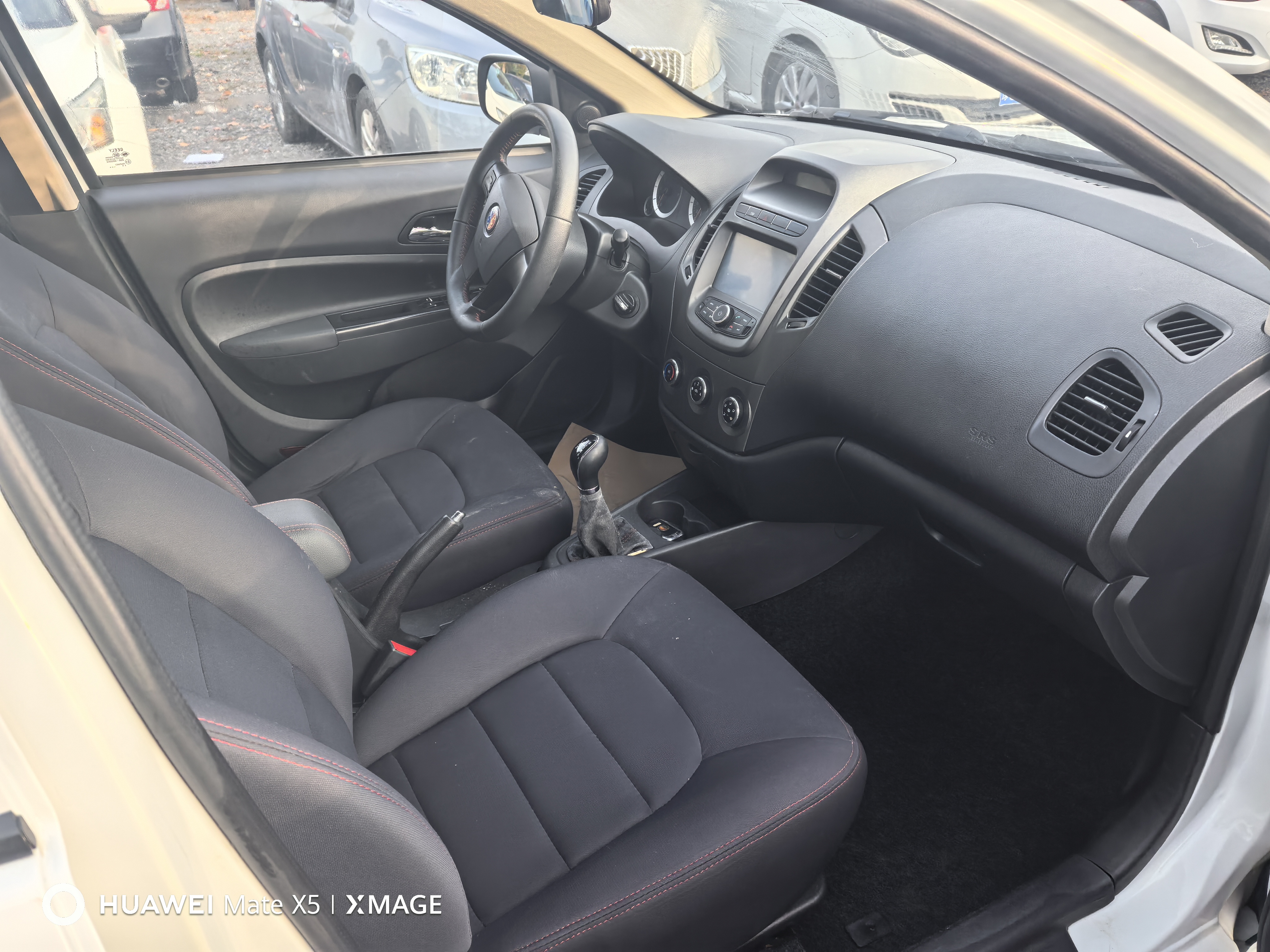 GEELY KingKong 2015 car image #3