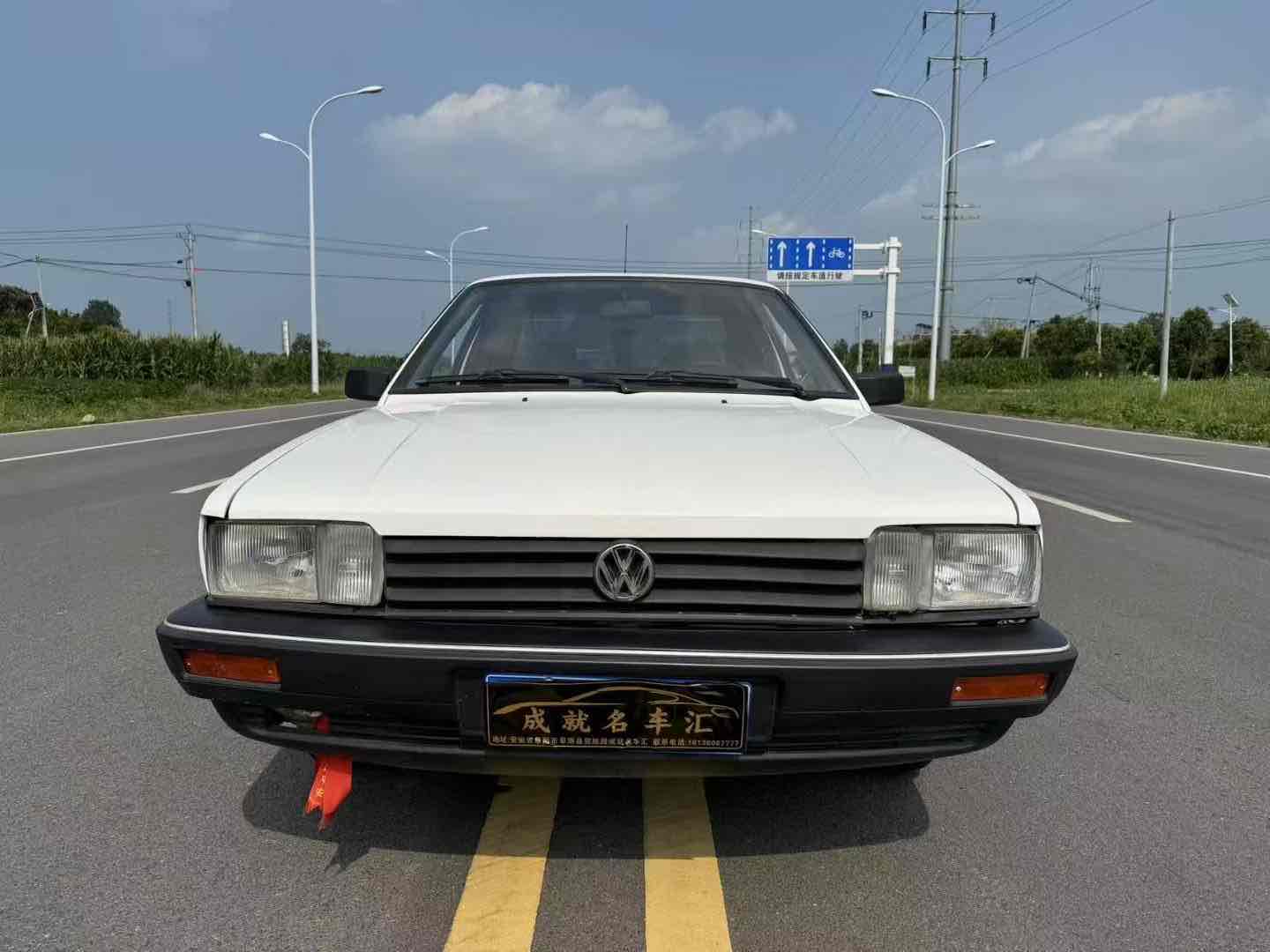 Volkswagen Santana Classic 2011 #3 Volkswagen Santana Classic 2011 car image #3