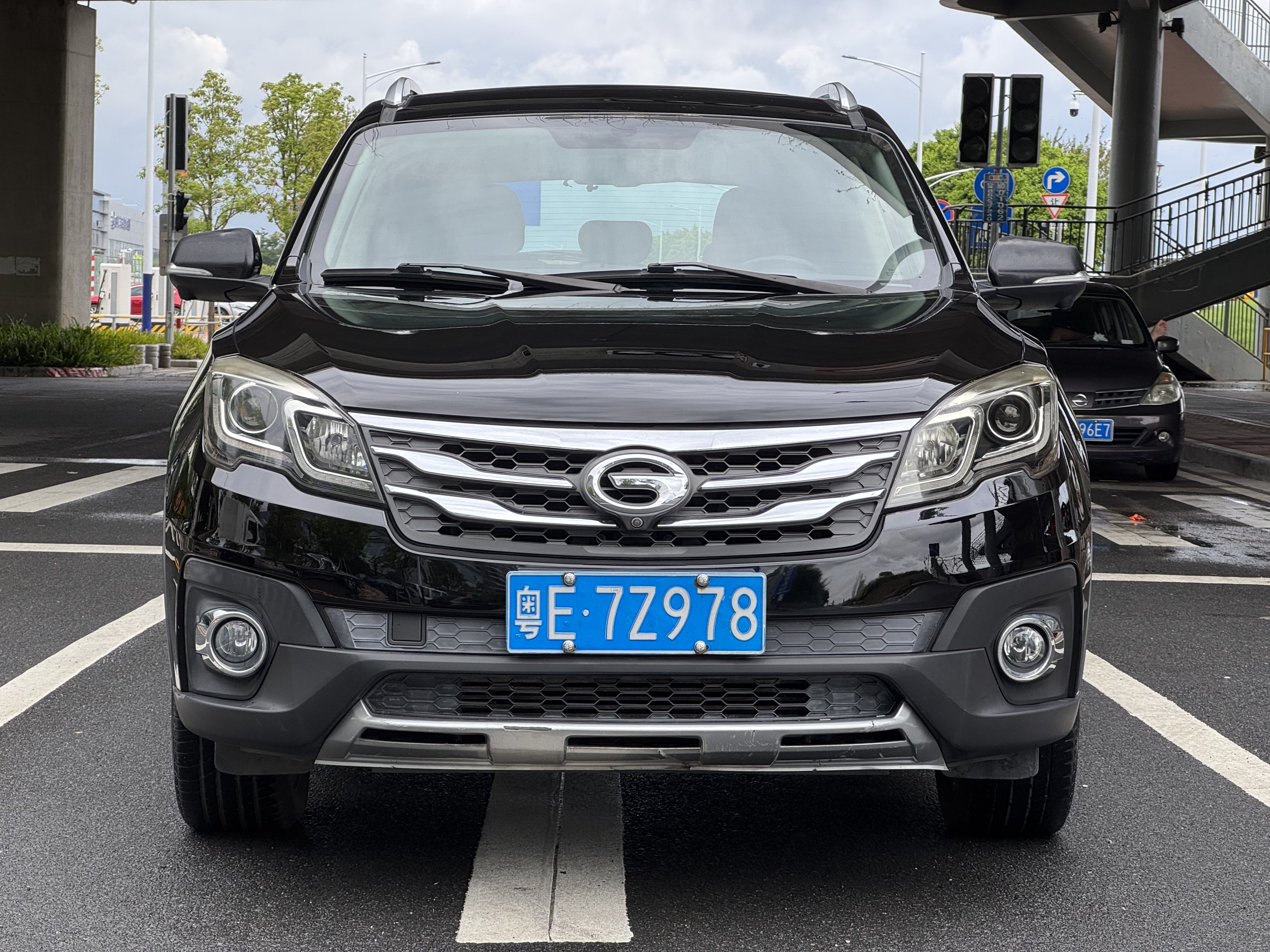 GAC Trumpchi GS5 Super 2016 car image #3