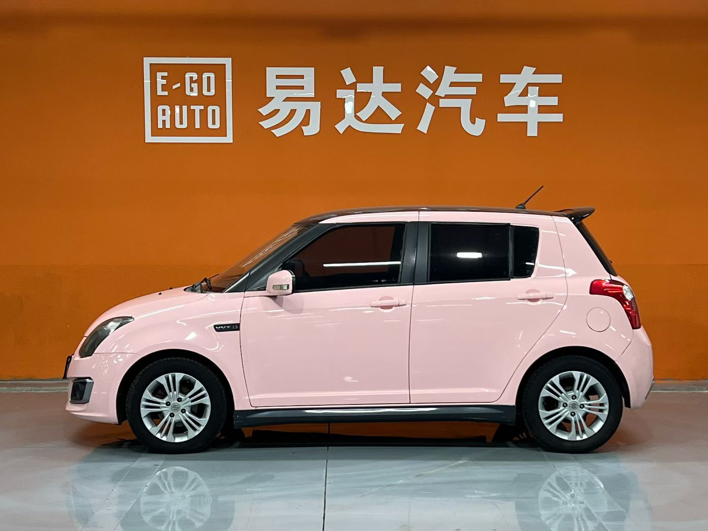 Suzuki Swift 2016 car image #3