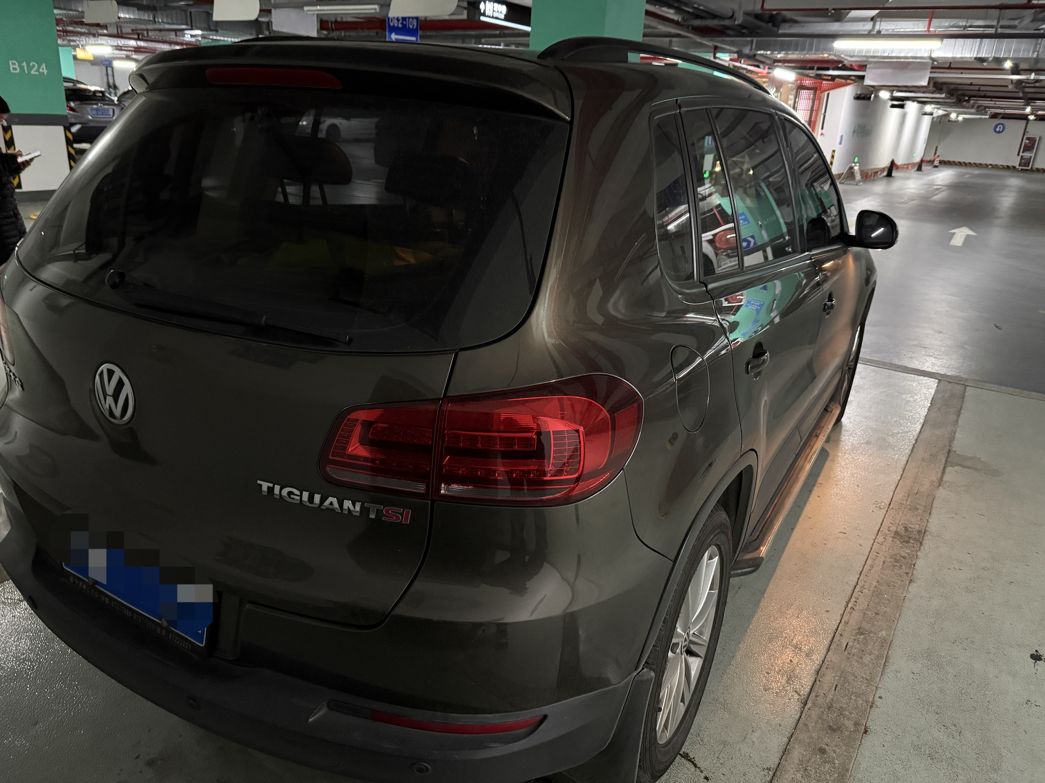Volkswagen Tiguan 2015 car image #3