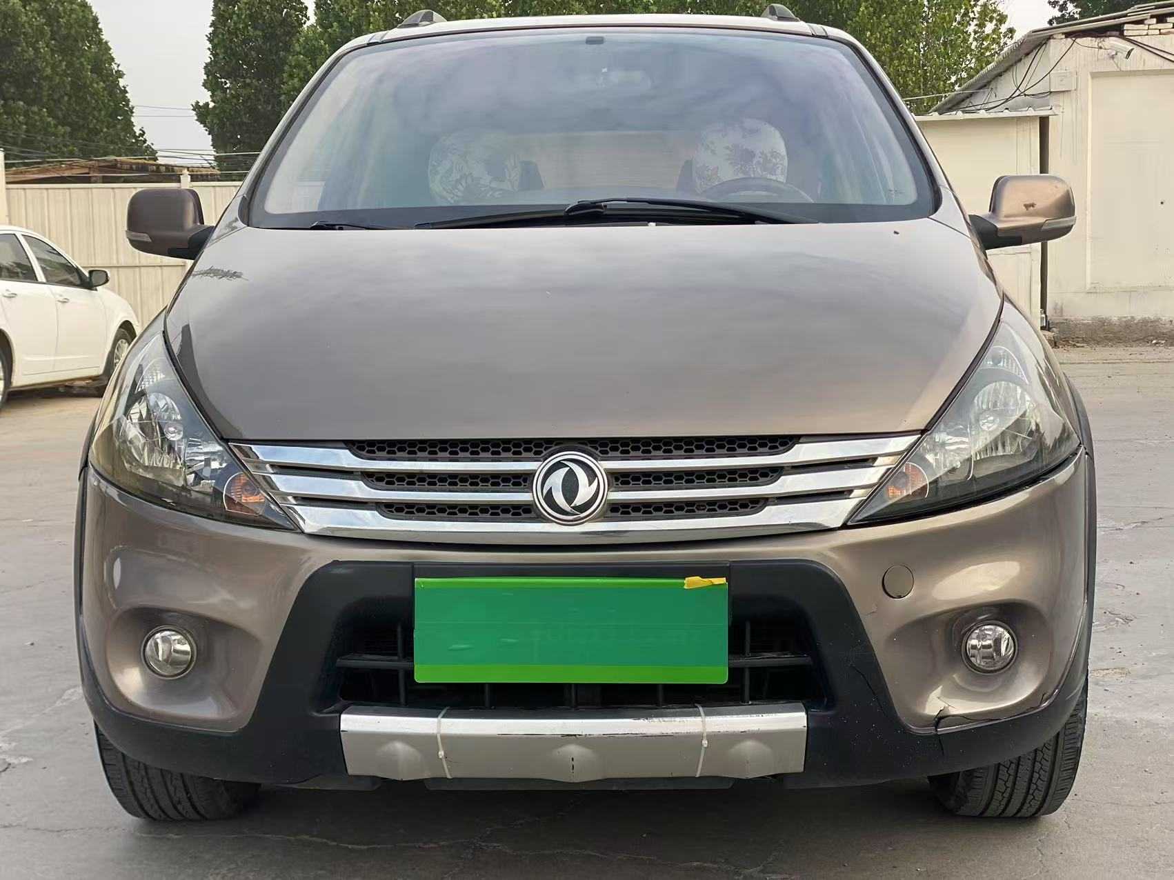 Forthing JOYEAR SUV 2012 #3 Forthing JOYEAR SUV 2012 car image #3