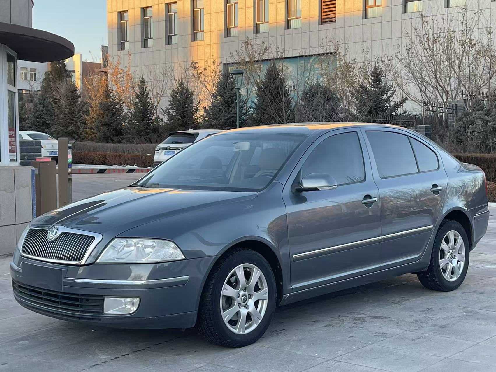 Skoda Octavia 2010 #3 Skoda Octavia 2010 car image #3