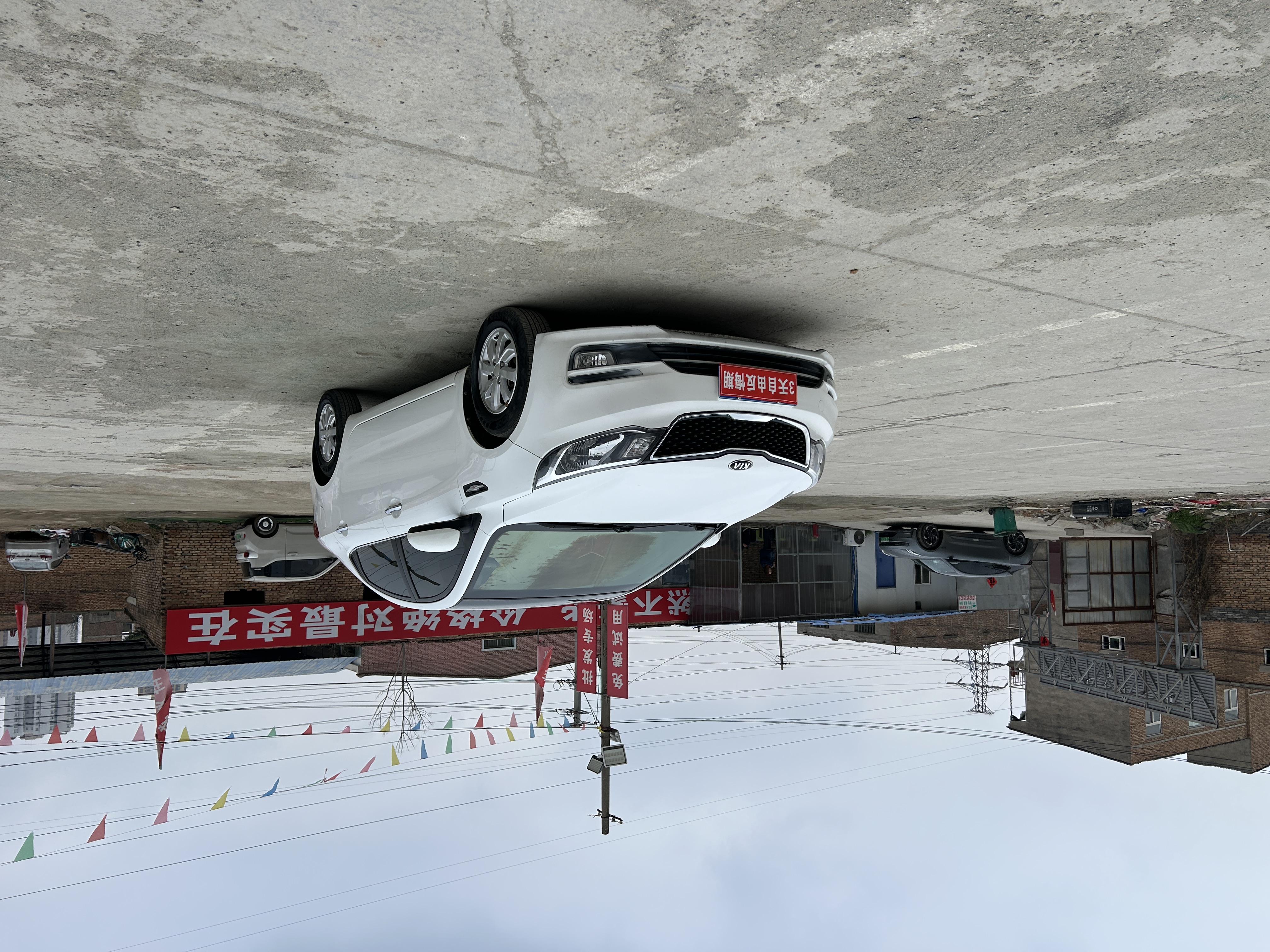 起亚 起亚K2 2015 汽车图片 #3