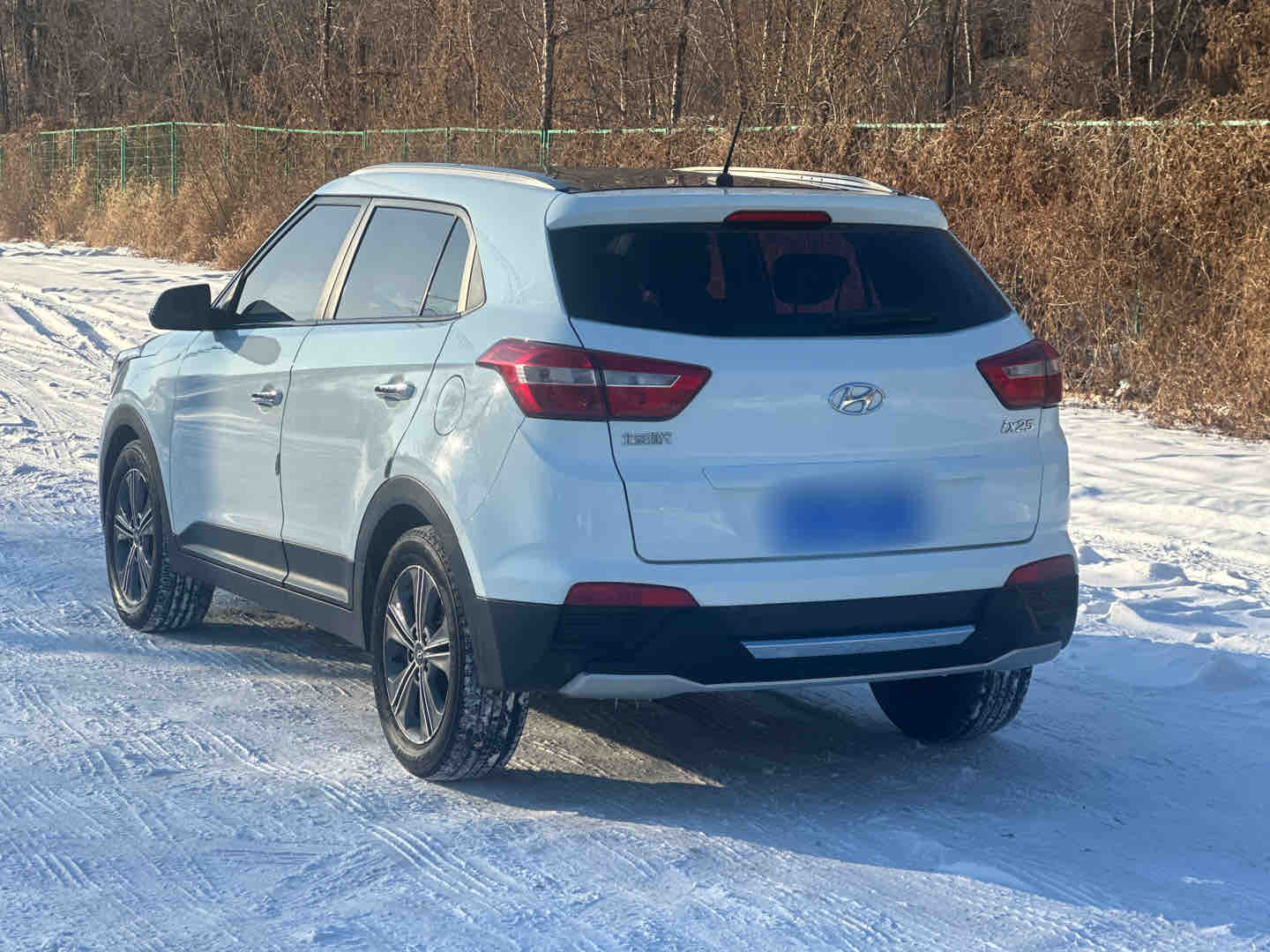 Hyundai ix25 2015 car image #3