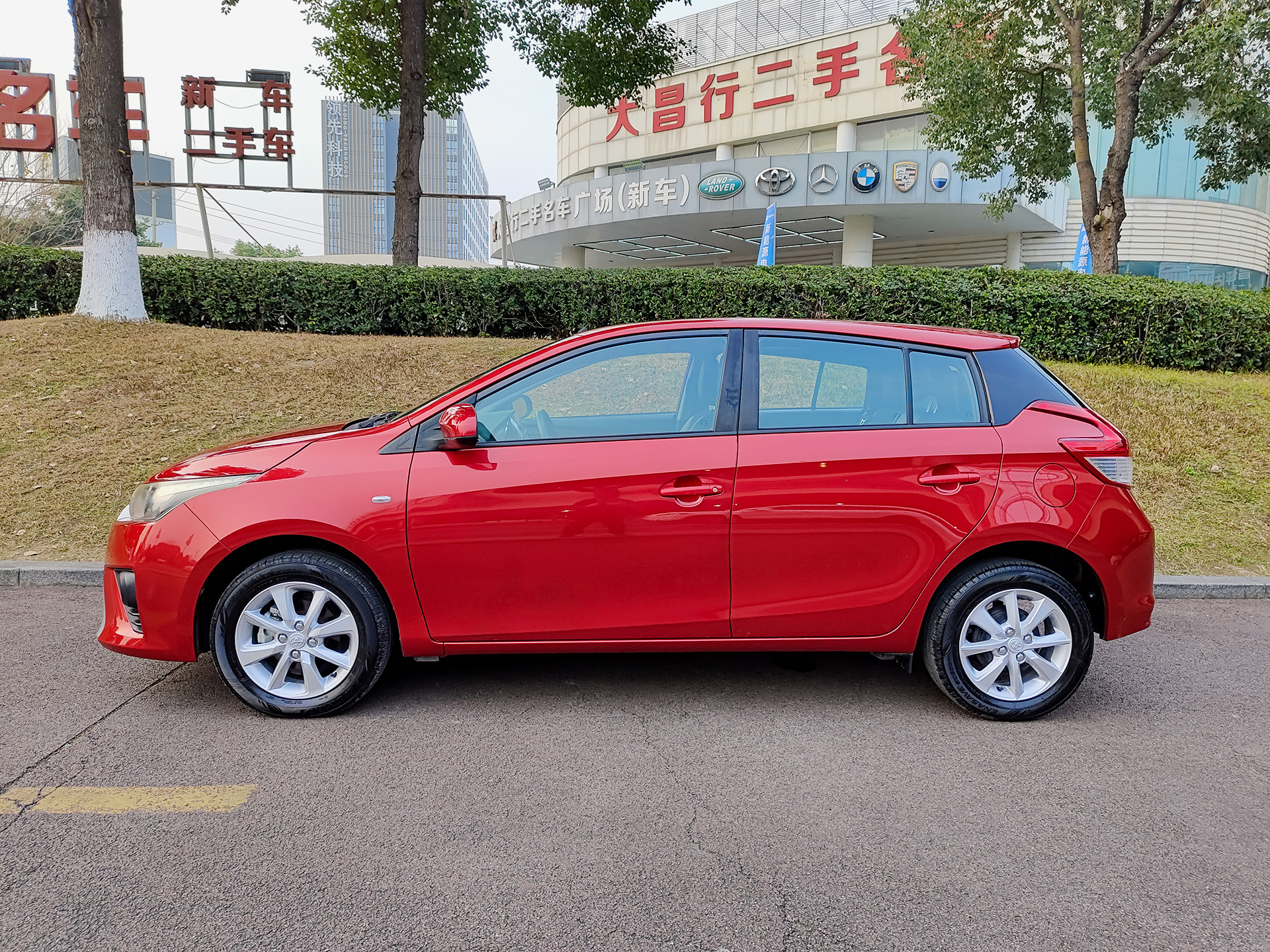Yaris L Zhixuan 2016 #3 Yaris L Zhixuan 2016 car image #3
