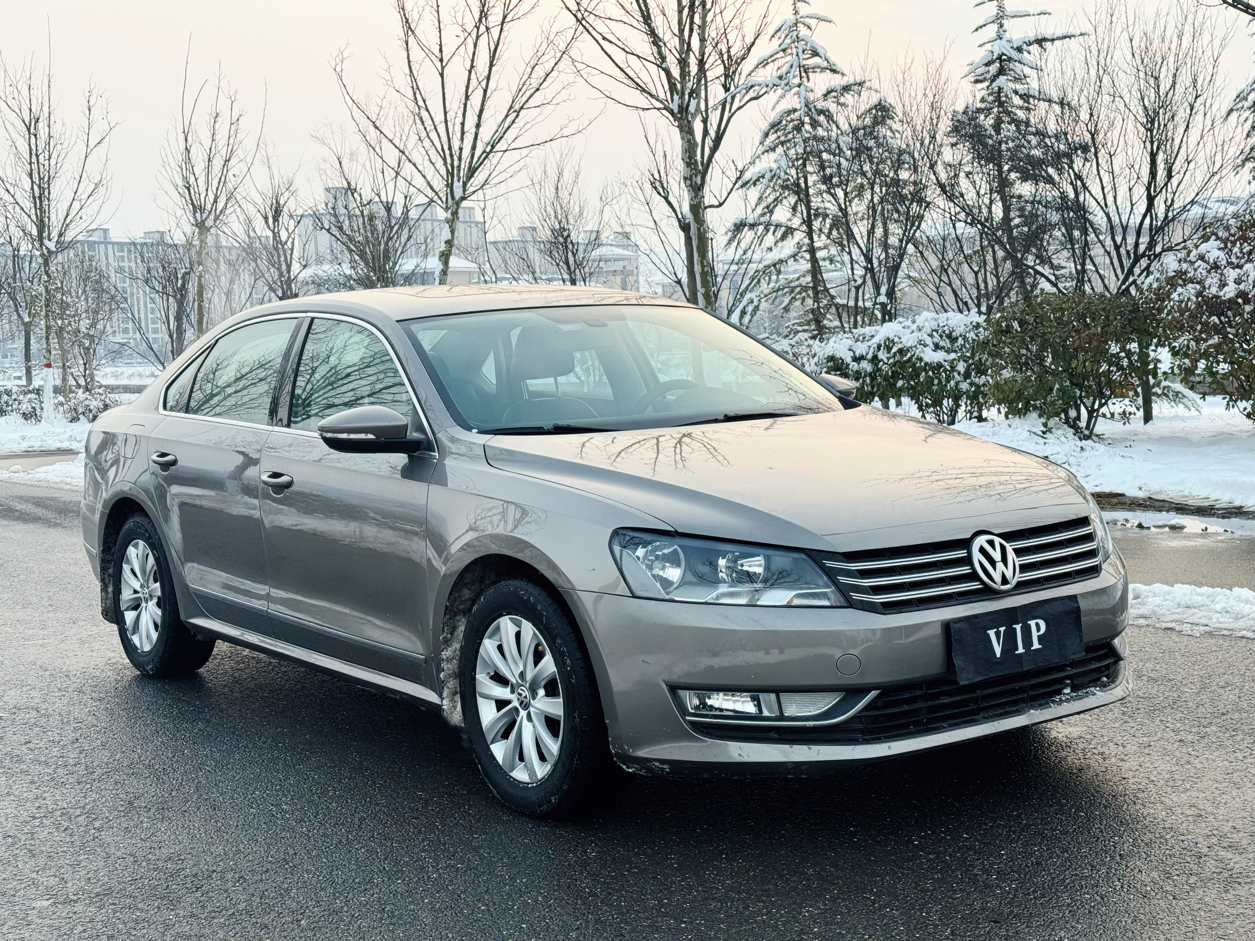 Volkswagen Passat 2014 immagine di auto #3