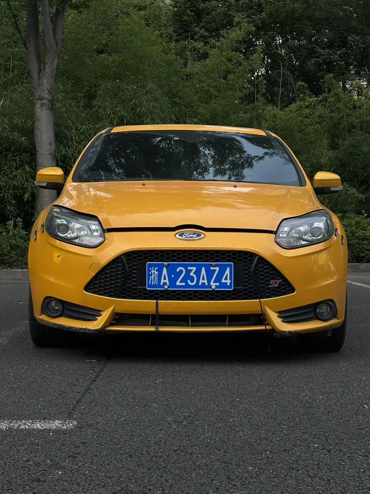 Ford Focus (Imported) 2013 car image #3