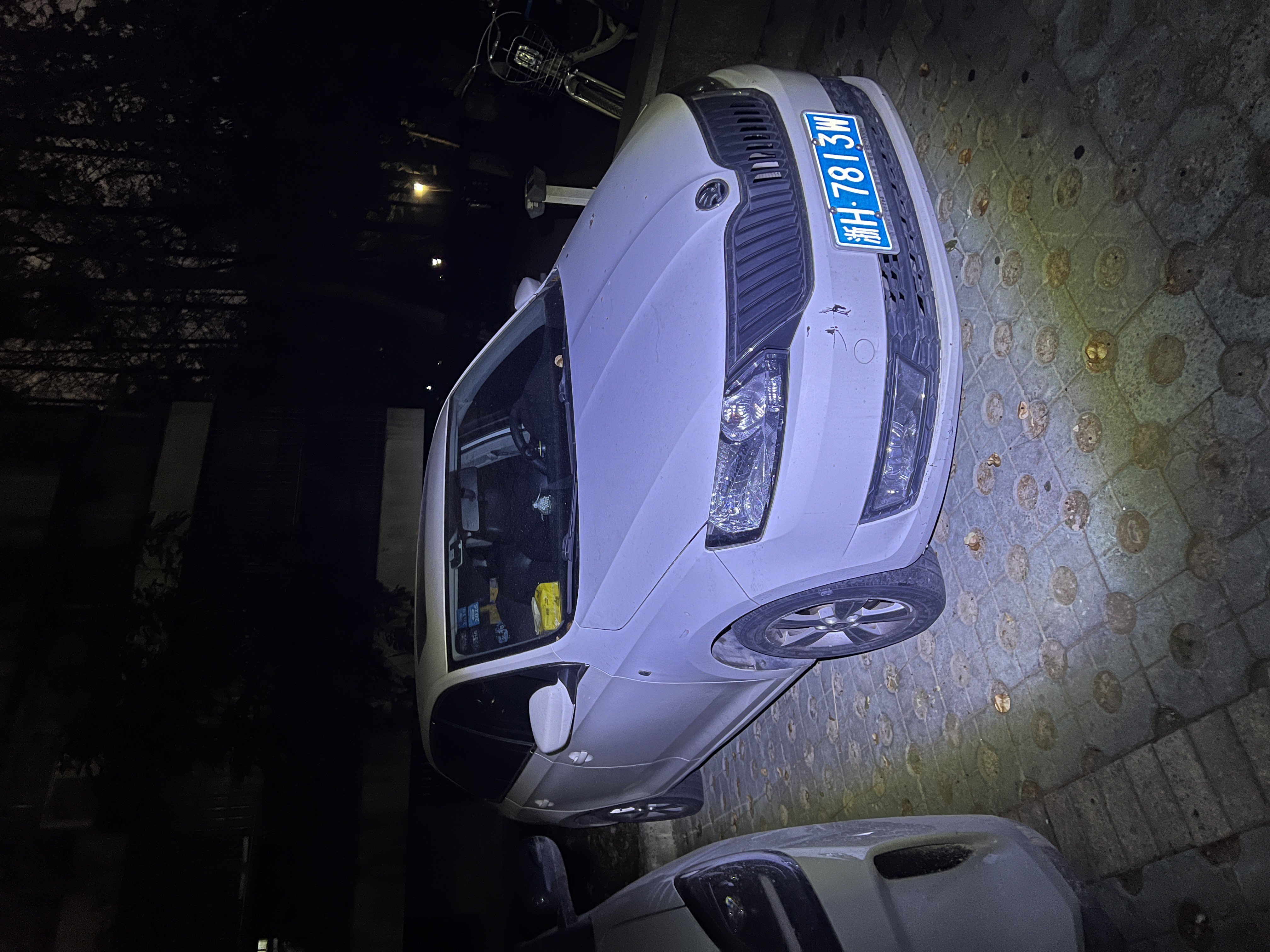 Skoda Rapid Spaceback 2015 car image #3