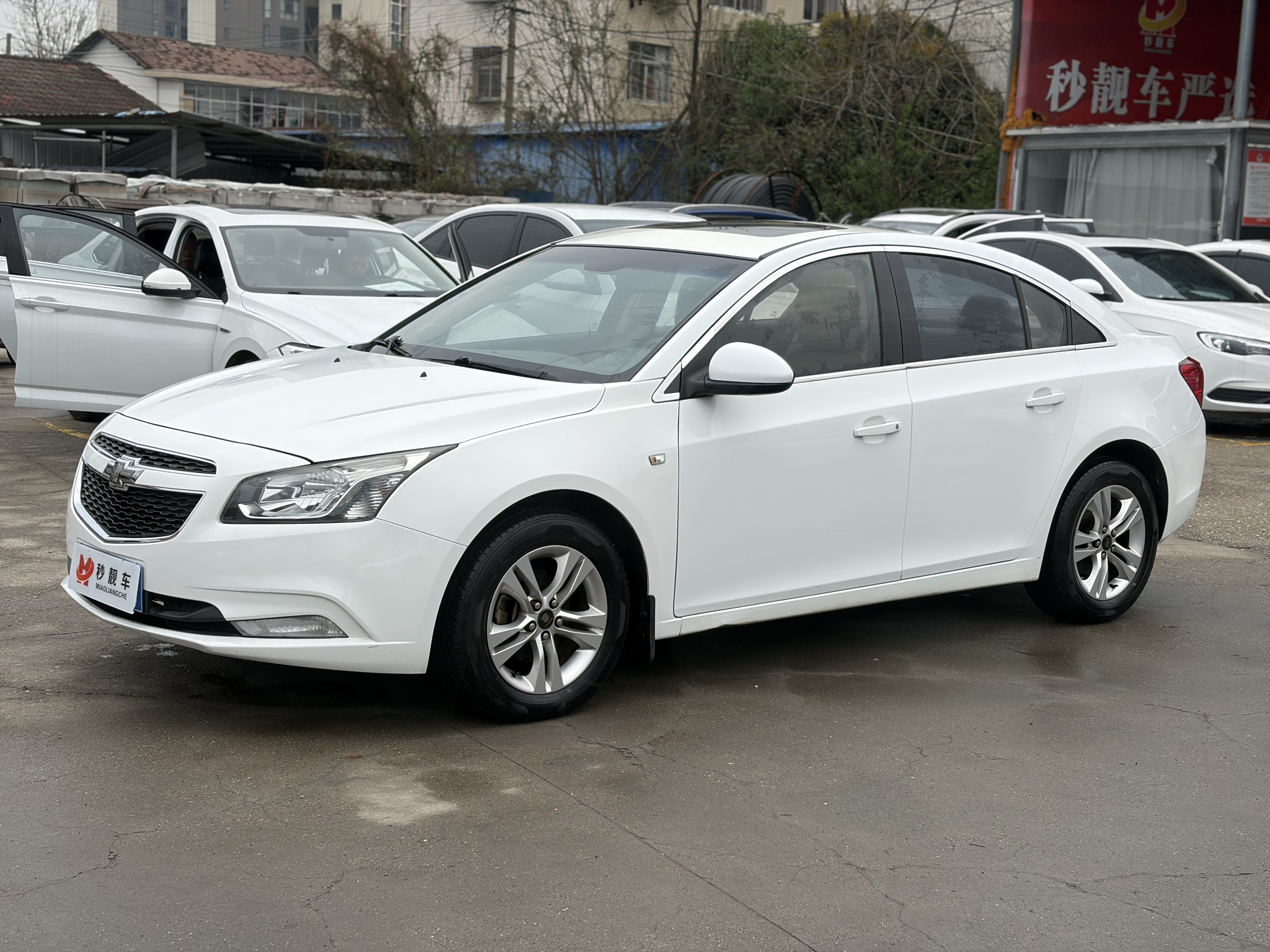 Chevrolet Cruze 2015 car image #3