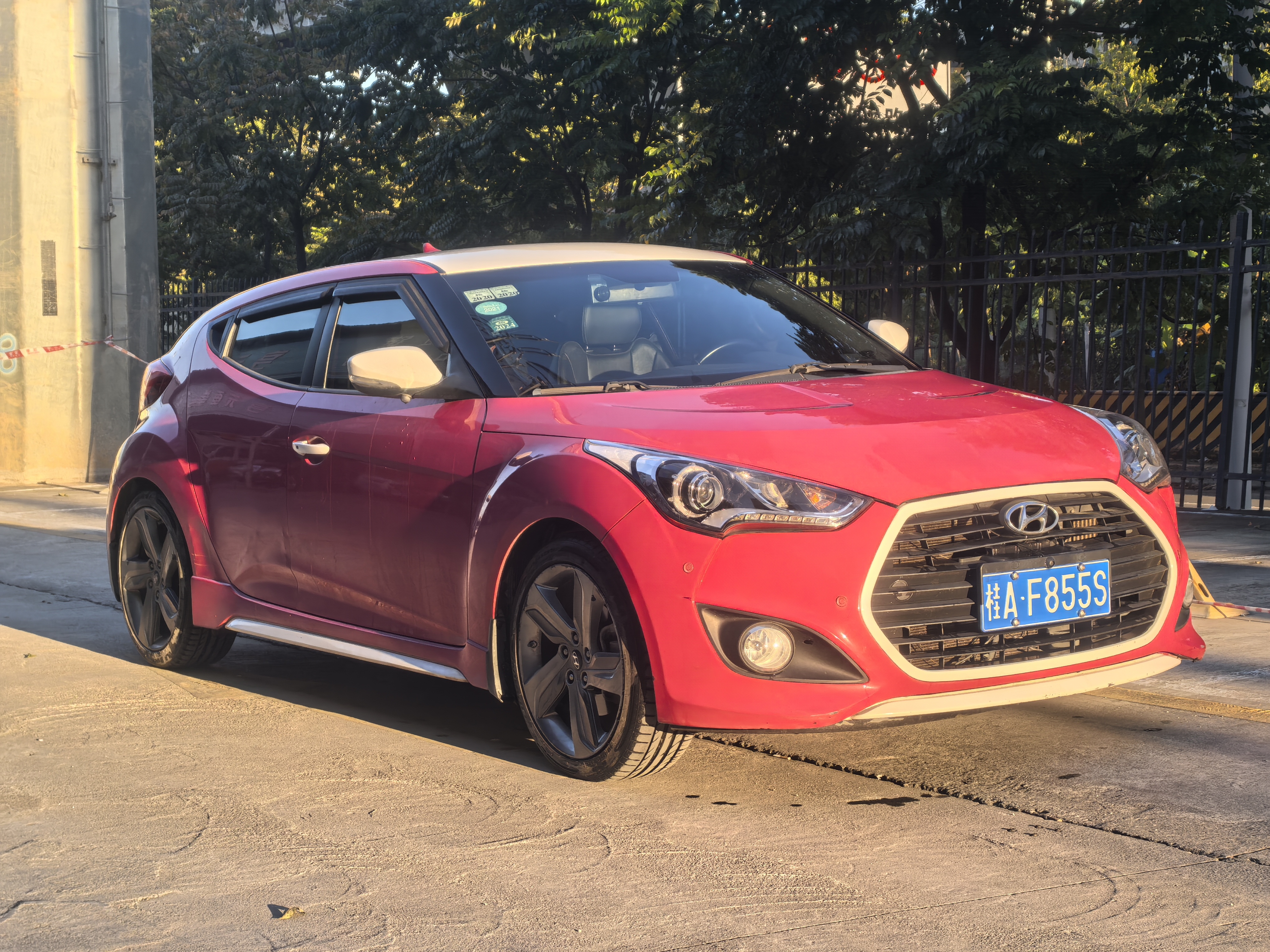 Hyundai Veloster 2014 immagine di auto #3