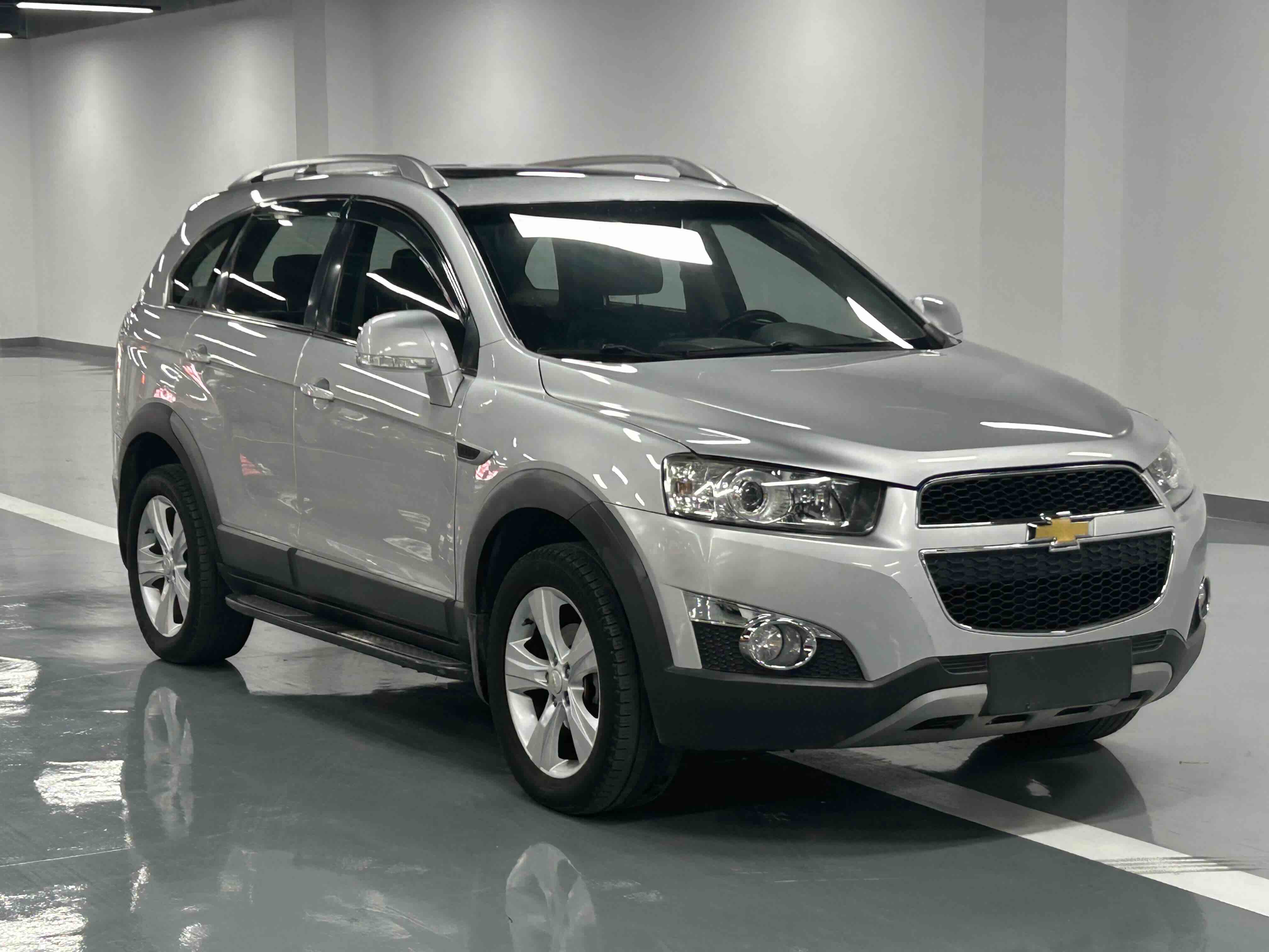 Chevrolet Captiva 2012 #3 Chevrolet Captiva 2012 car image #3