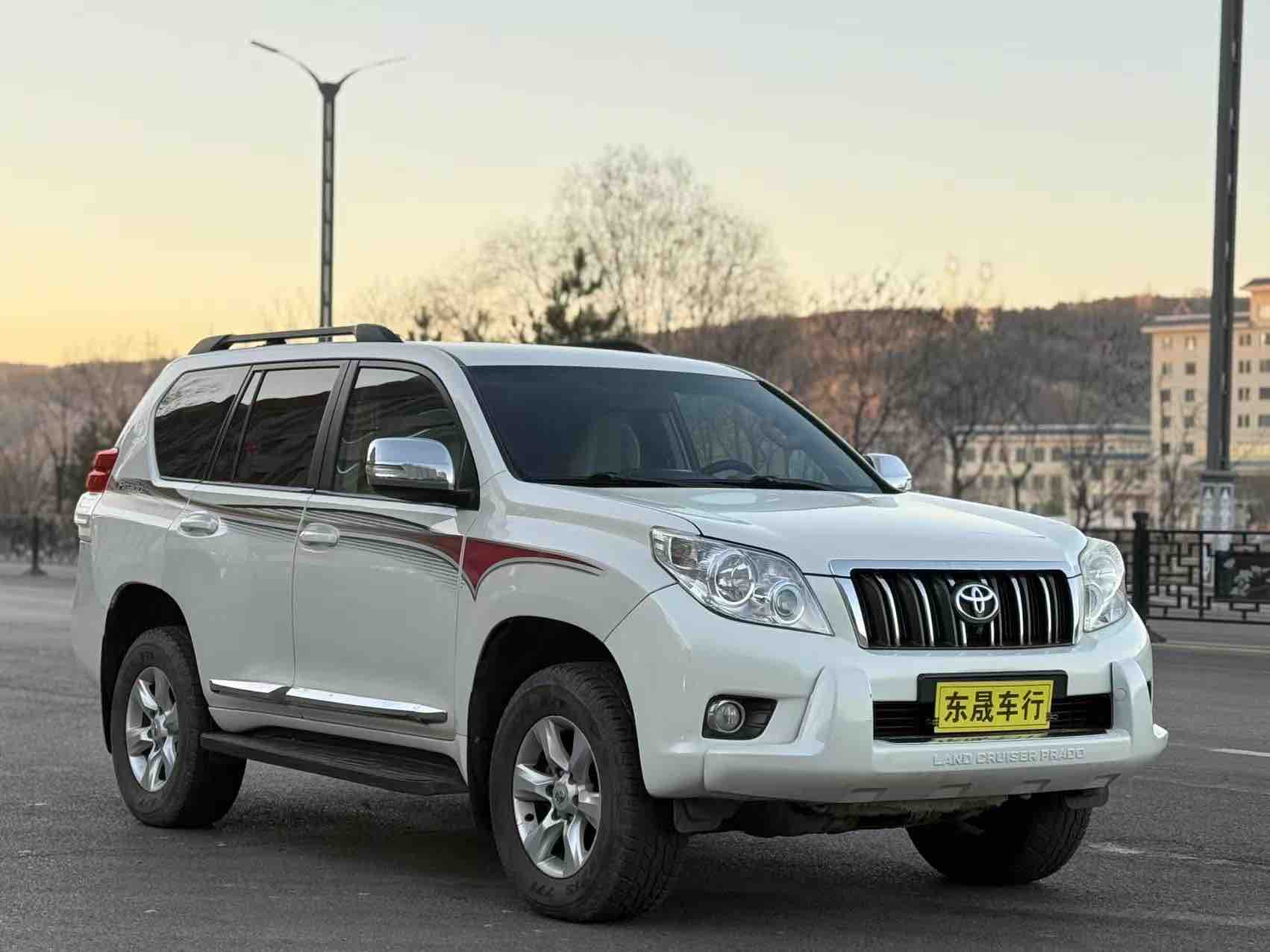 Toyota Prado (Imported) 2011 car image #3