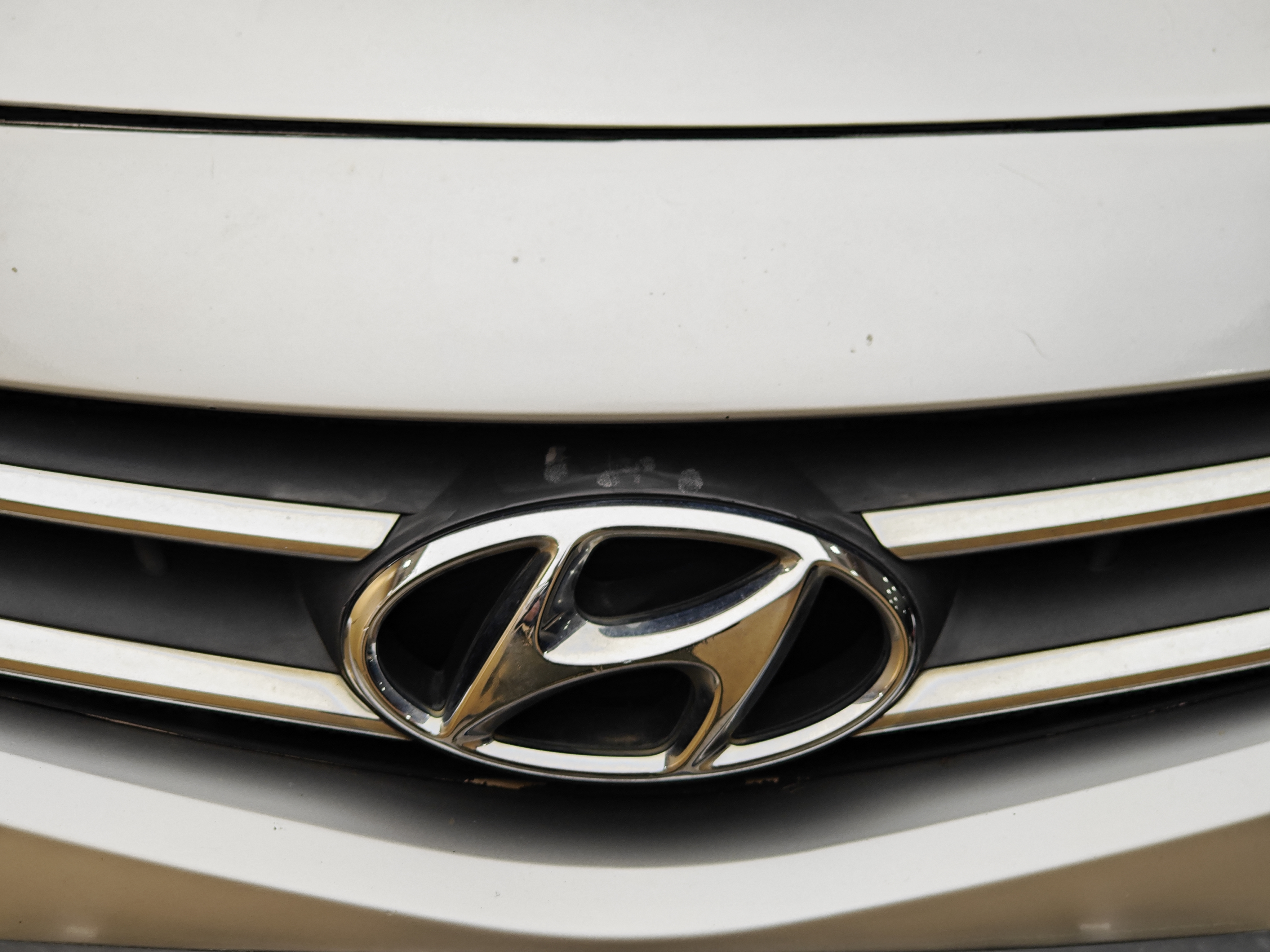 Hyundai Reina 2015 imagem de carro #3