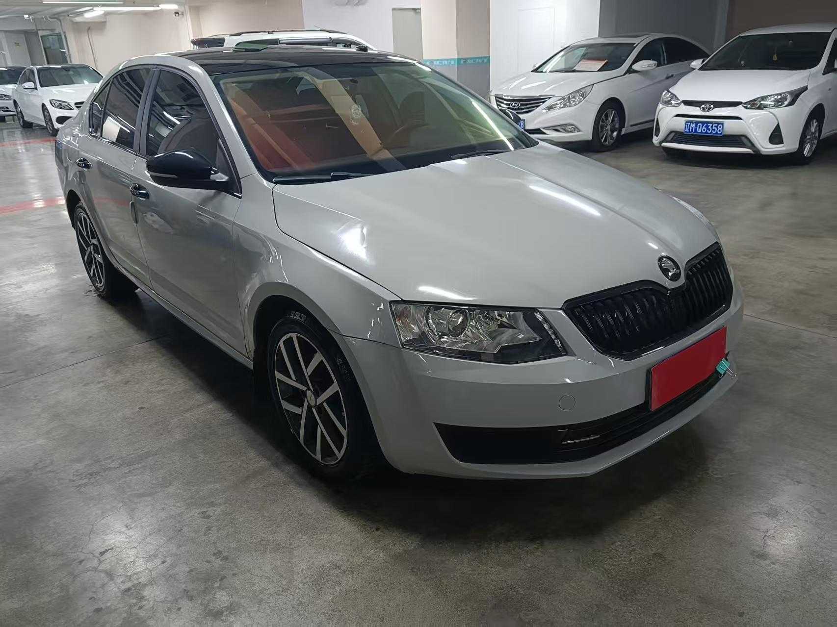 Skoda Octavia 2015 car image #3