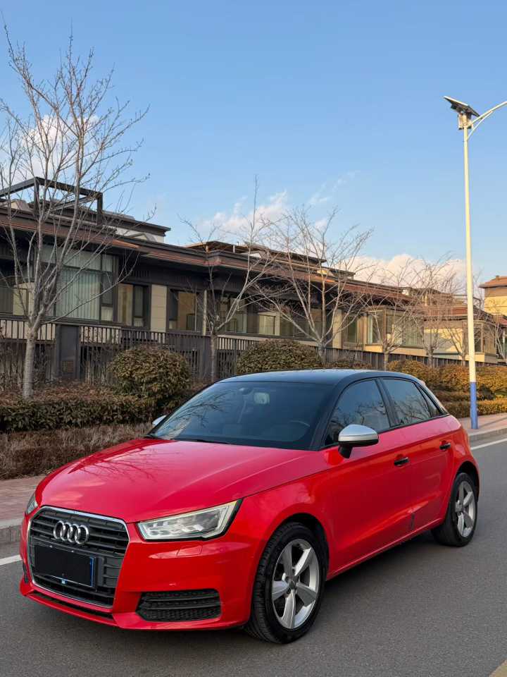 Audi A1 2016 car image #3