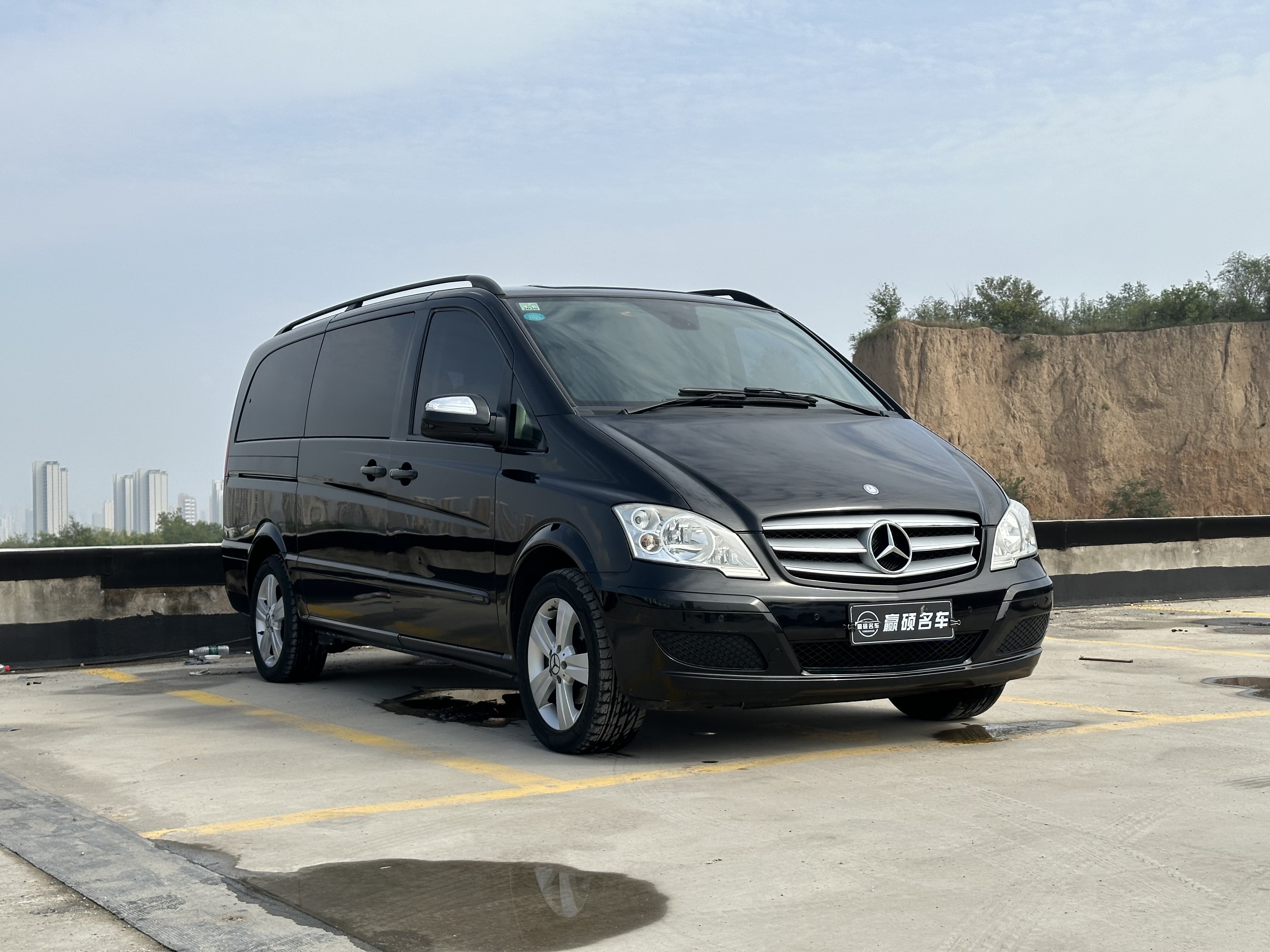 奔驰 唯雅诺 2011 汽车图片 #3