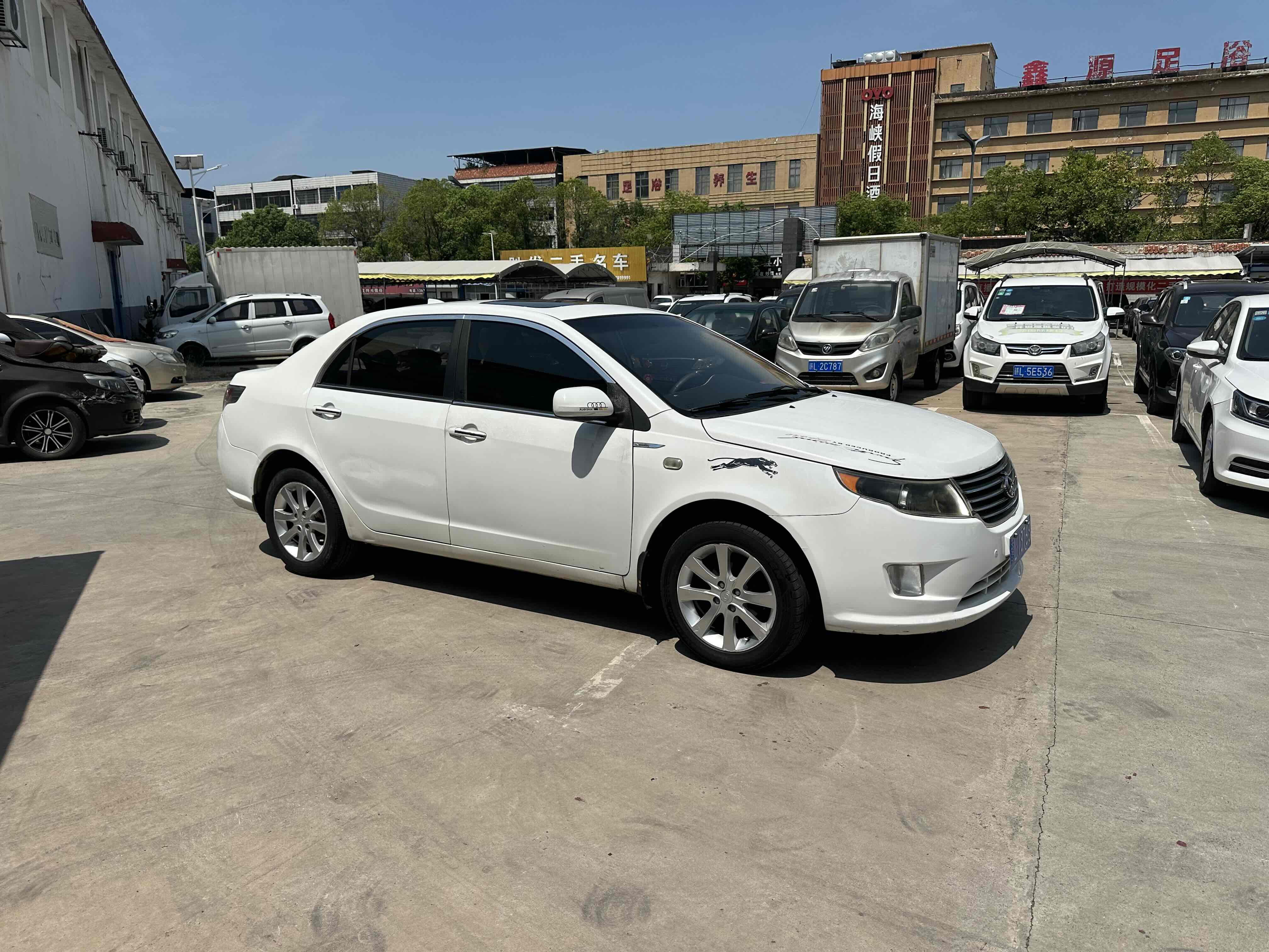 GEELY GC7 2014 car image #3