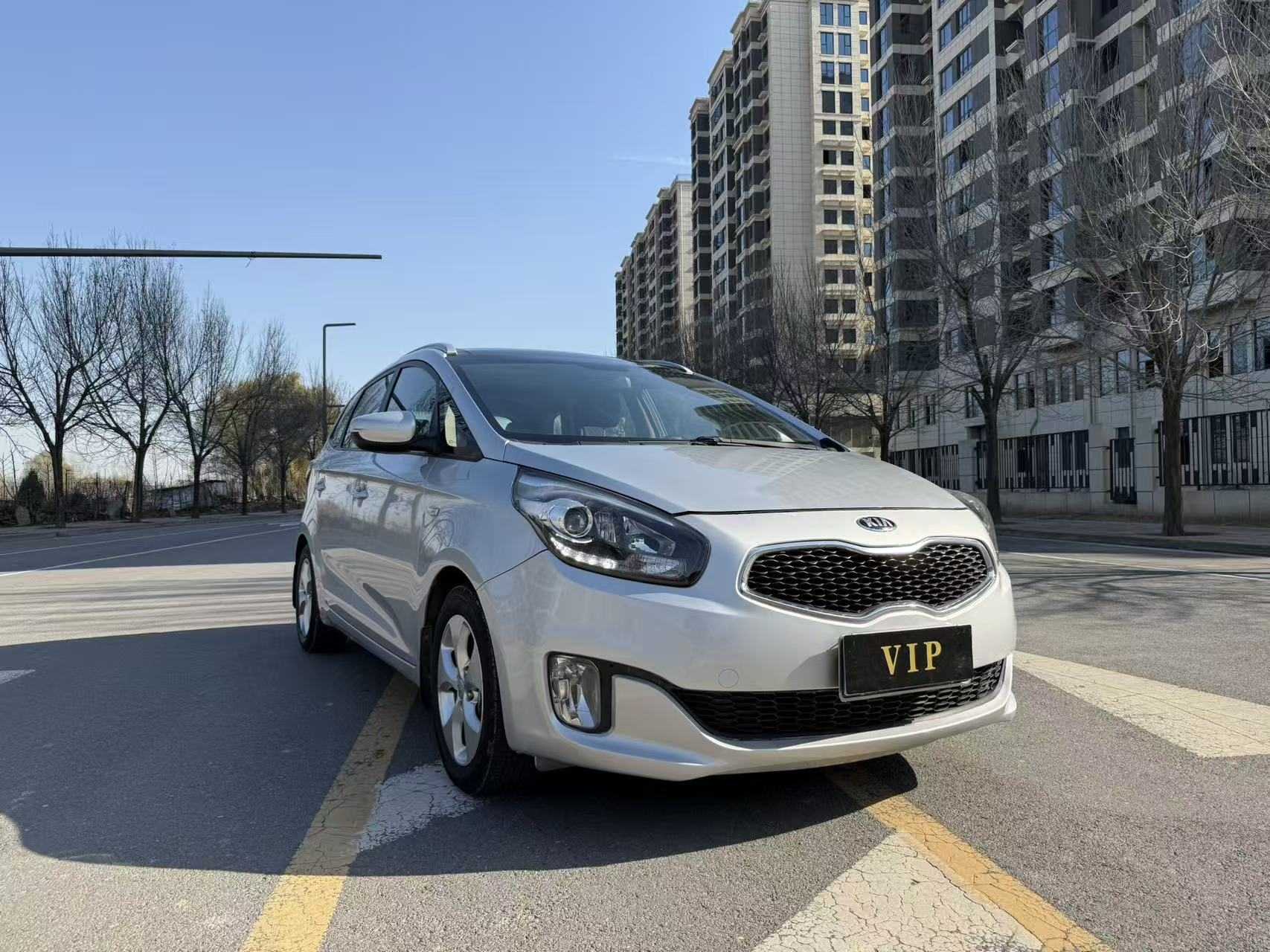 Kia Carens 2015 image de voiture #3