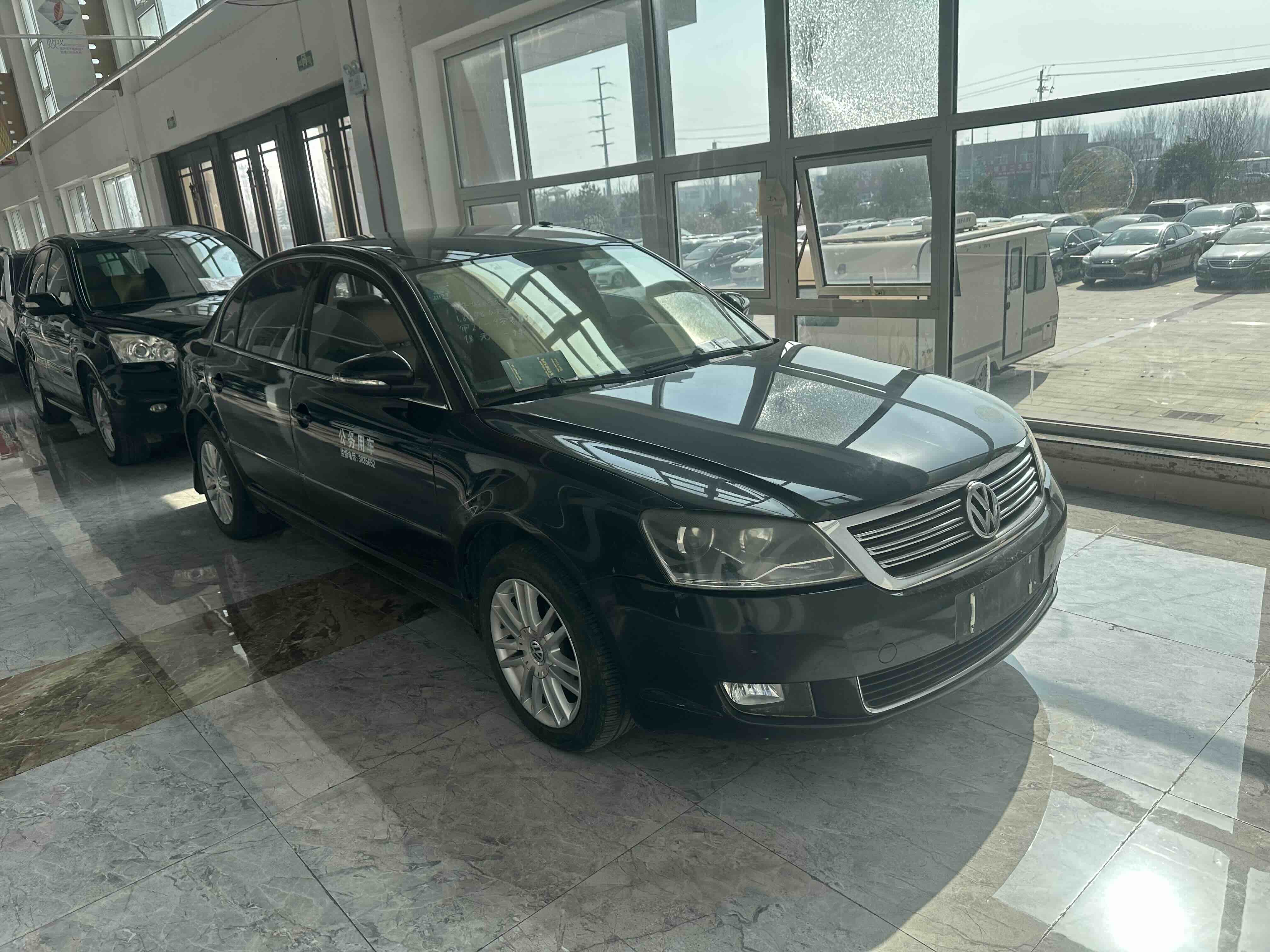 Volkswagen Passat Lingyu 2011 car image #3